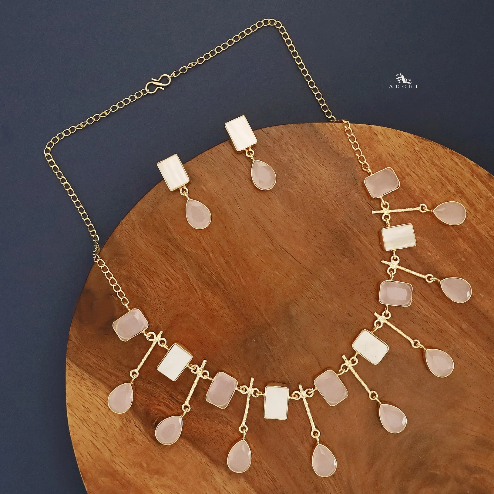 Amaya Golden MOP + Glossy Stone Neckpiece With Earring - Image 13