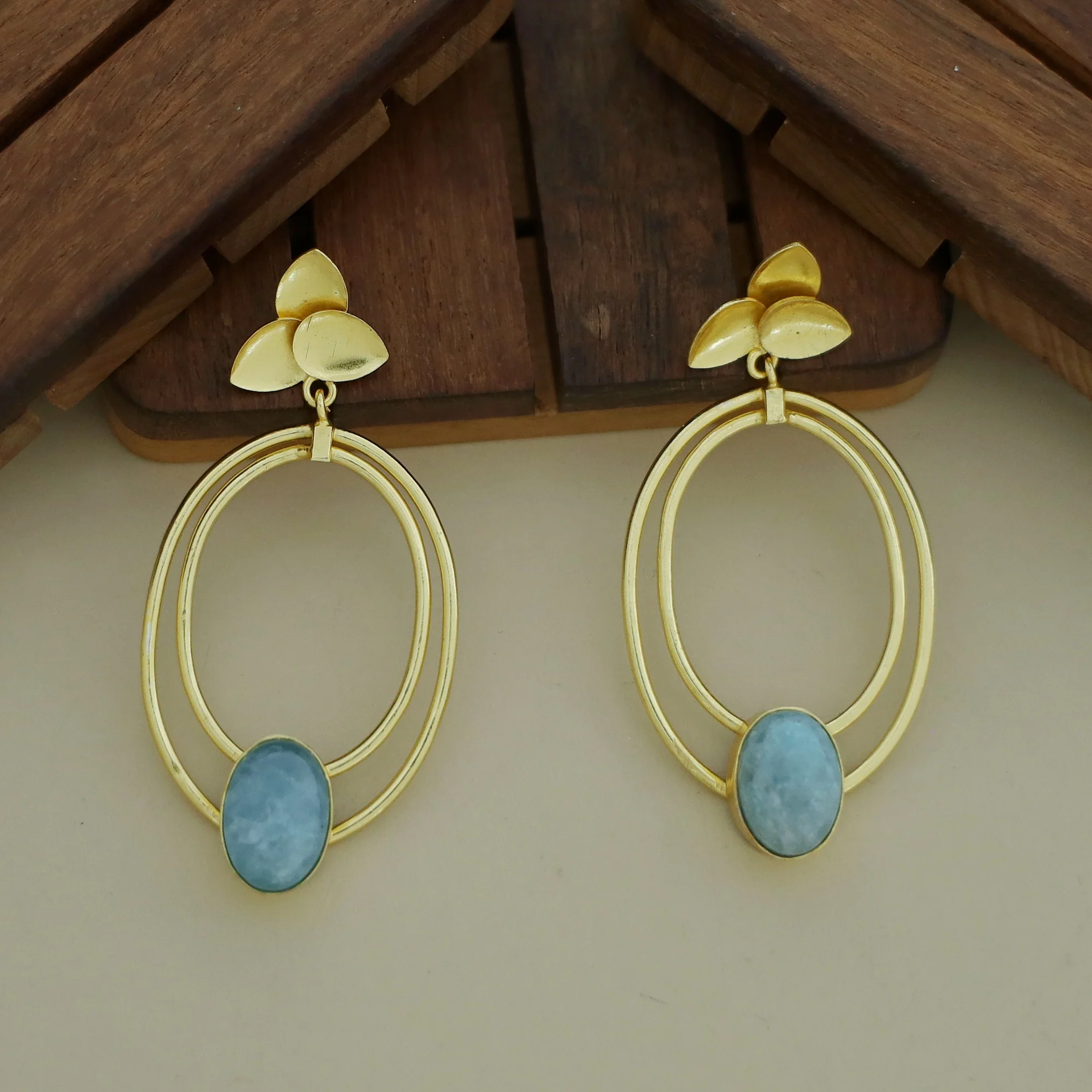Ameya Tri Leaf Dual Oval Glossy Earring - Image 10