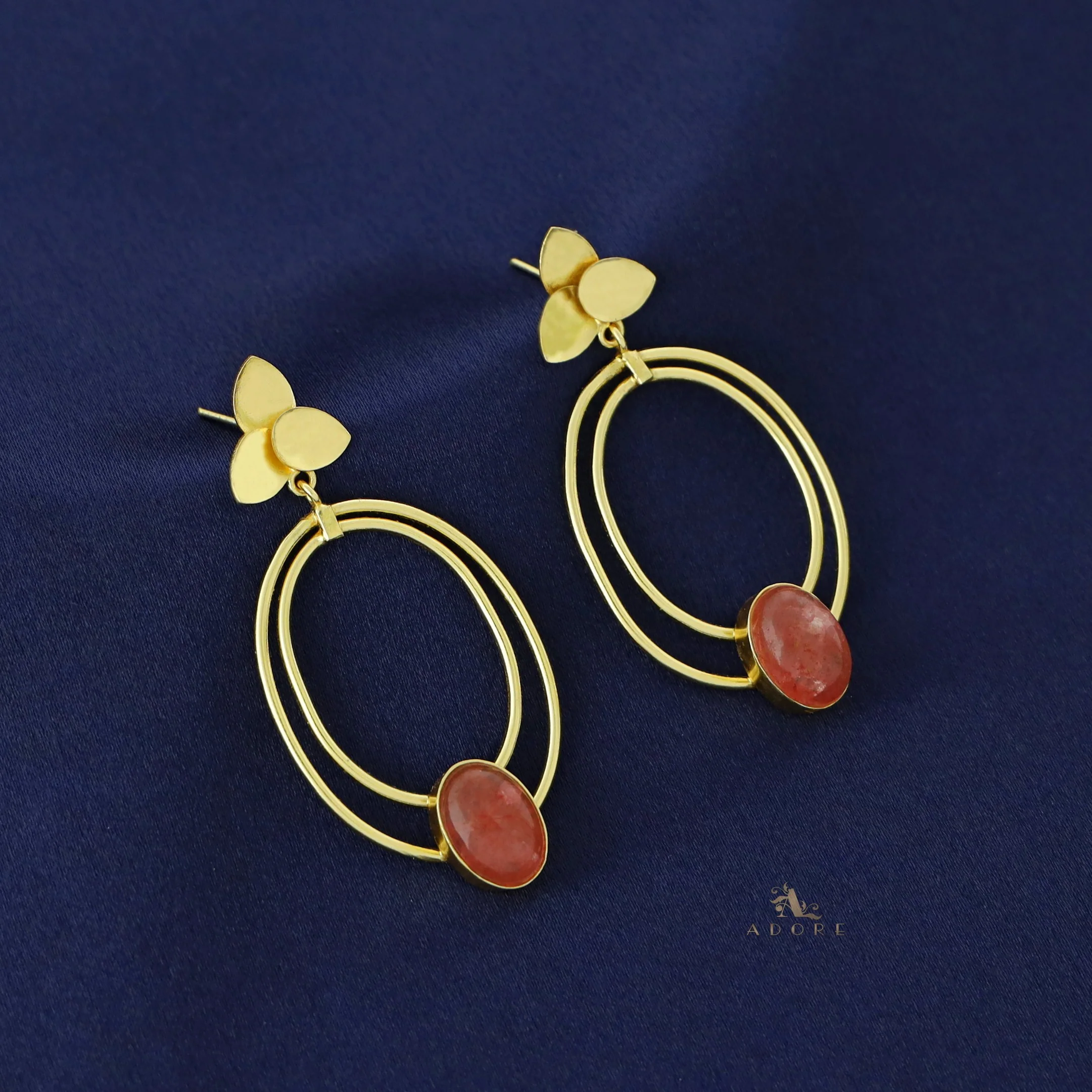 Ameya Tri Leaf Dual Oval Glossy Earring - Image 8