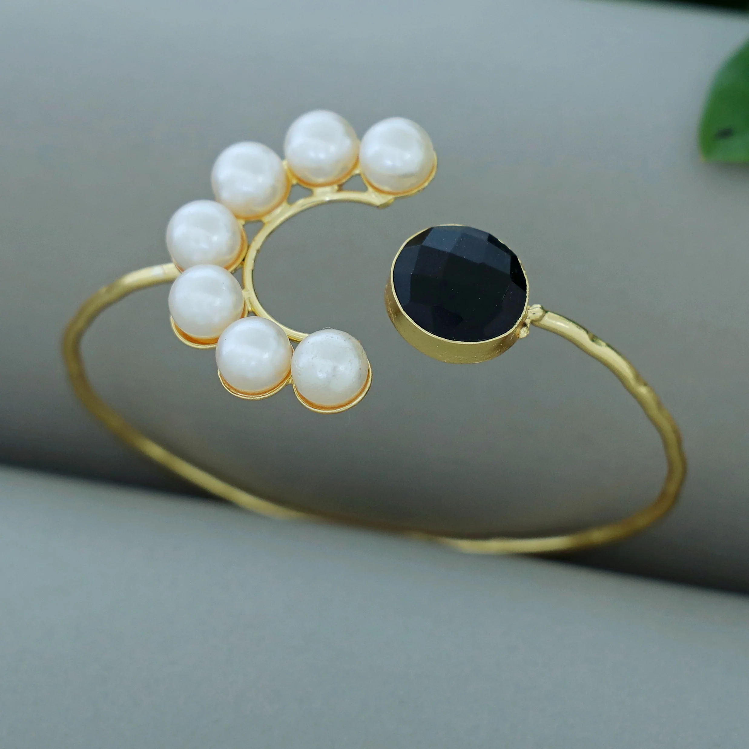 Amika Glossy + Raw Stone Pearl Bangle - Image 9