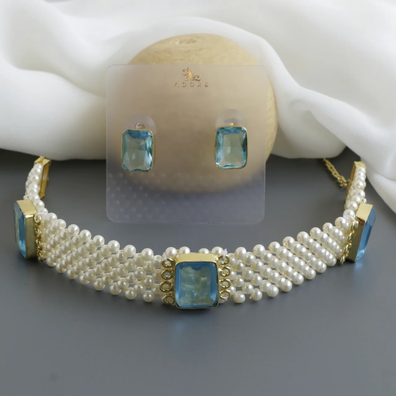 Amoliya Pearl Choker With Stud - Image 12
