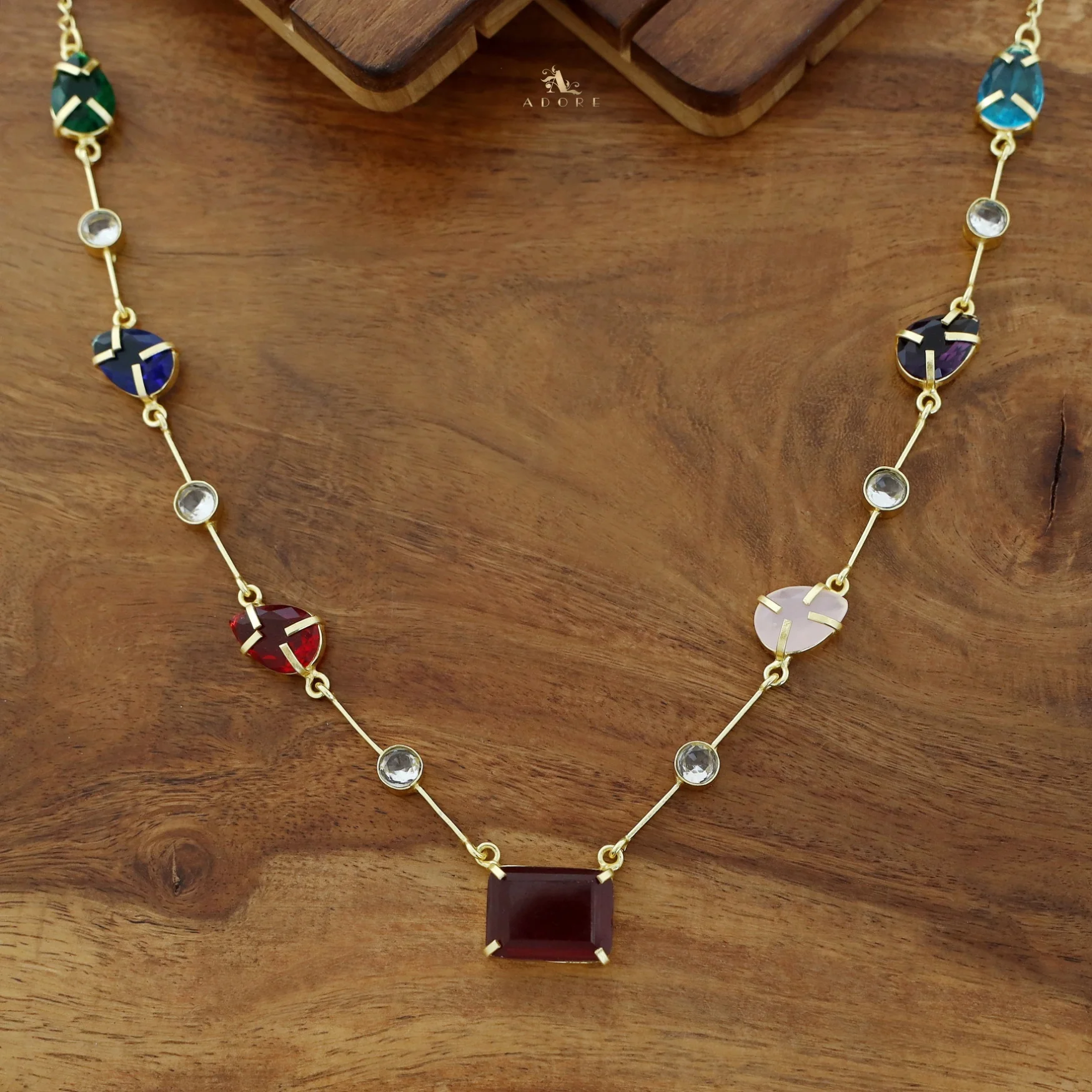 Amyra Multi Shape Glossy Stone Neckpiece - Image 6