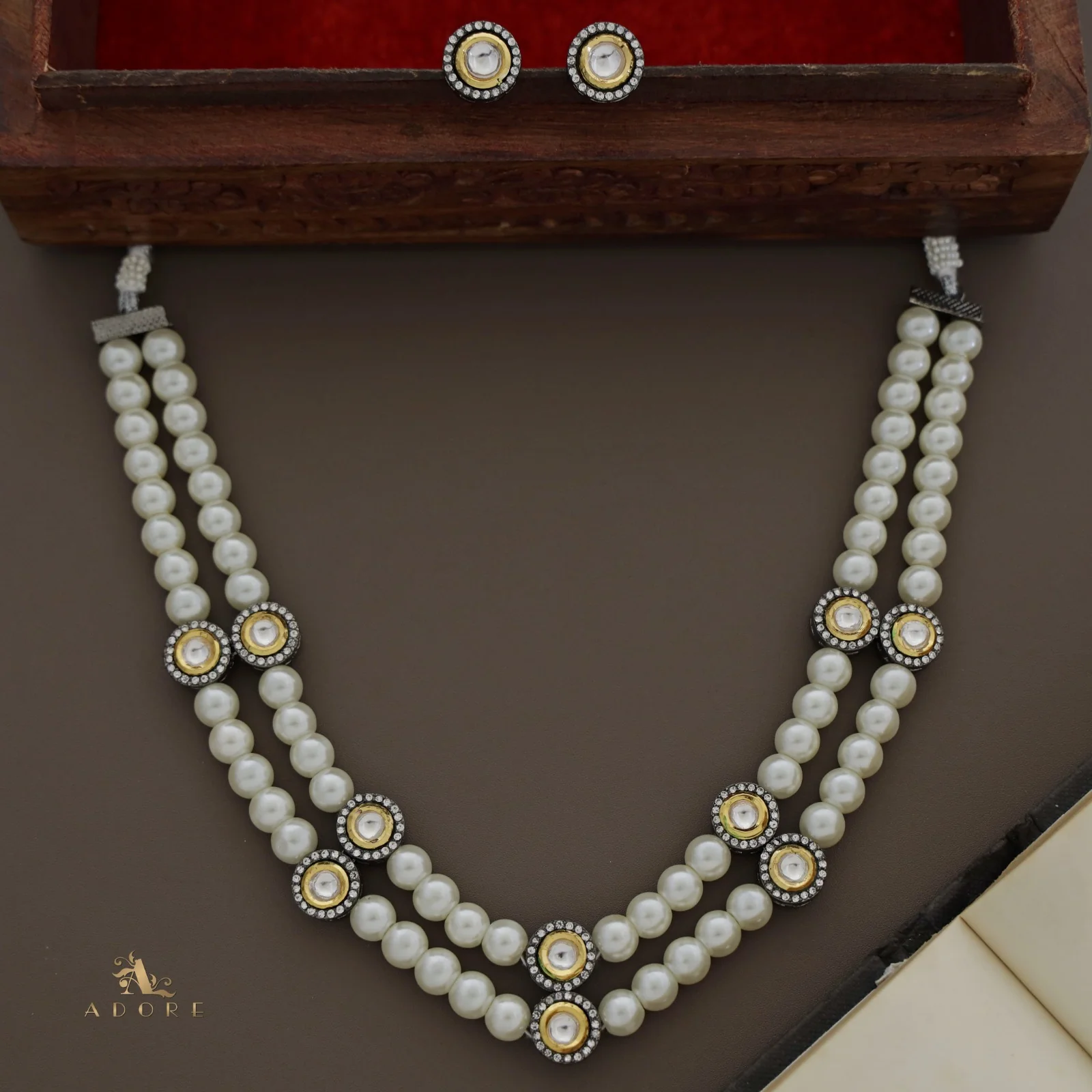 Anarvia Pearl 2 Layer Kundan Neckpiece With Stud - Image 2