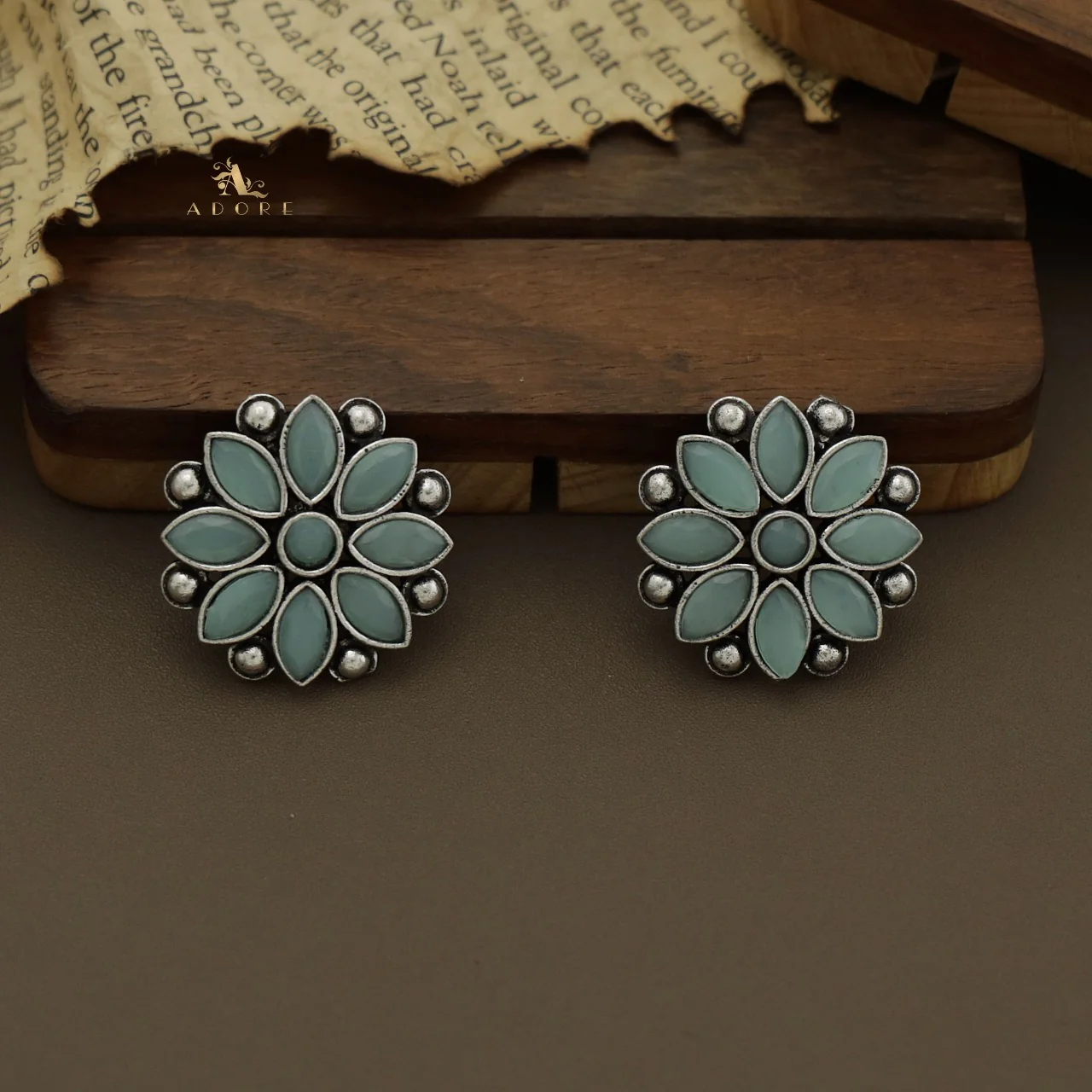 Angela Flower Earring - Image 10