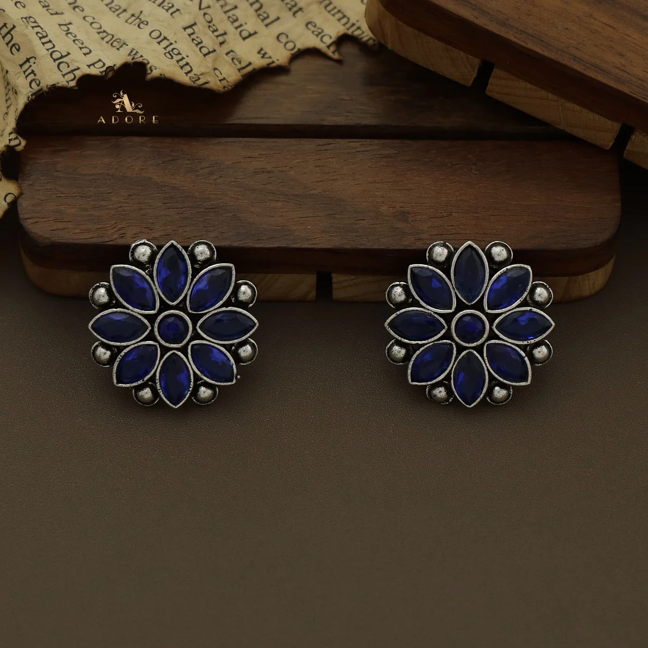 Angela Flower Earring - Image 4