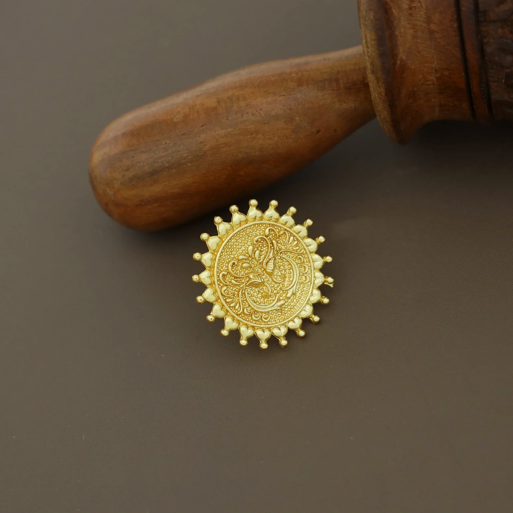Golden chakra circle ring - Image 2