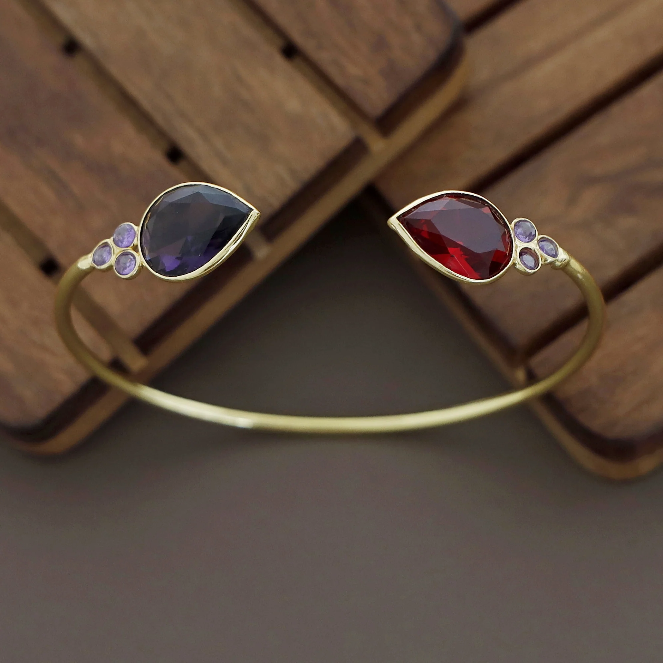 Anissa Golden Glossy Stone Bangle - Image 4