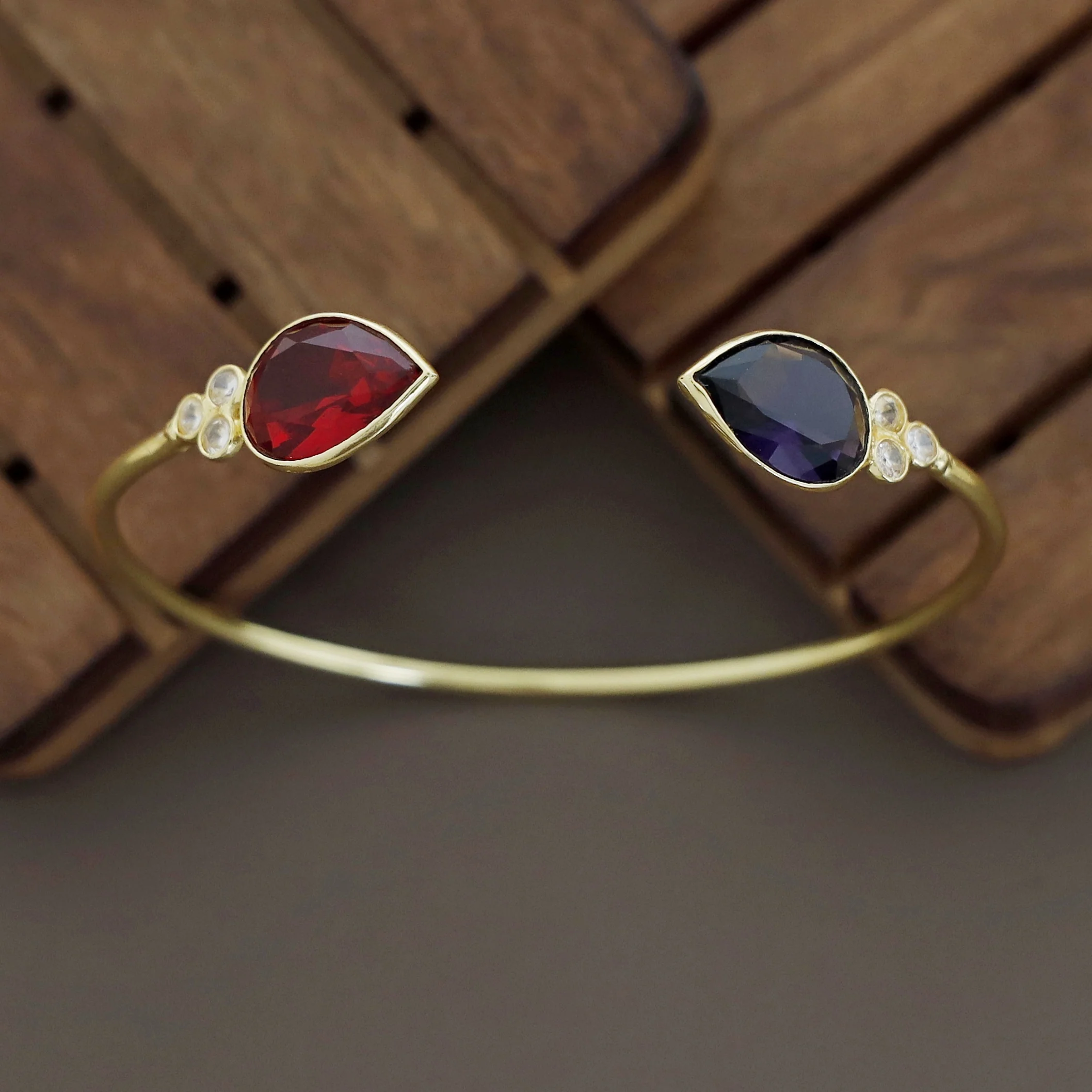 Anissa Golden Glossy Stone Bangle - Image 7