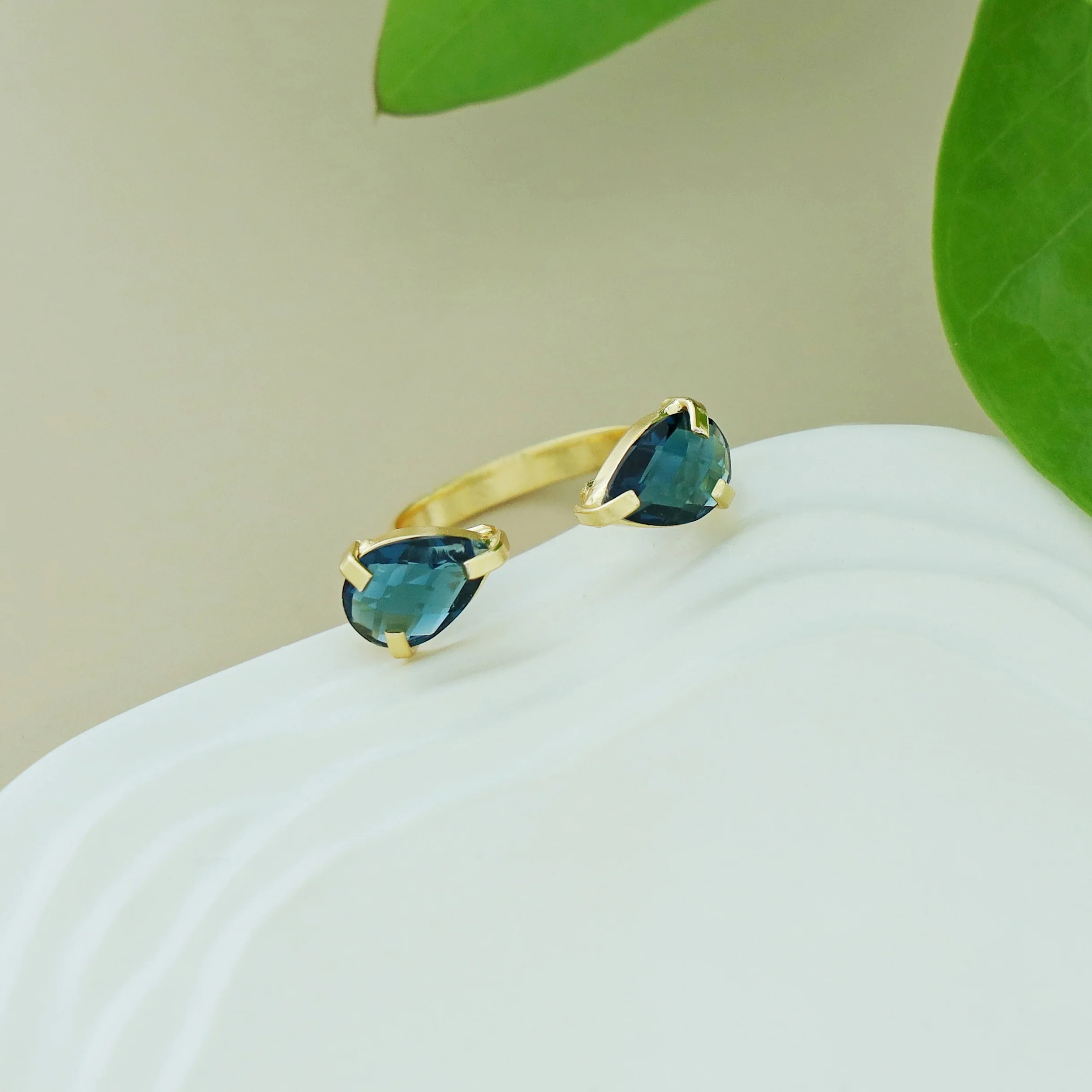 Aniya Dual Glossy Ring - Image 4
