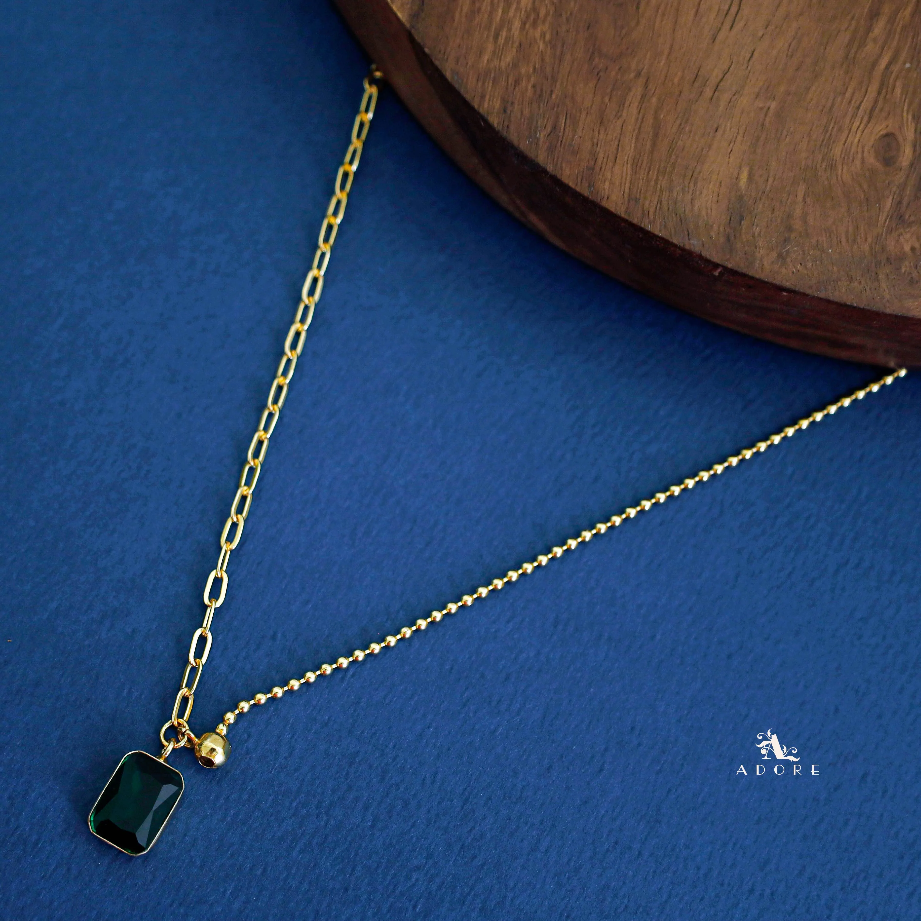 Anliya Glossy Rectangle Neckpiece - Image 3