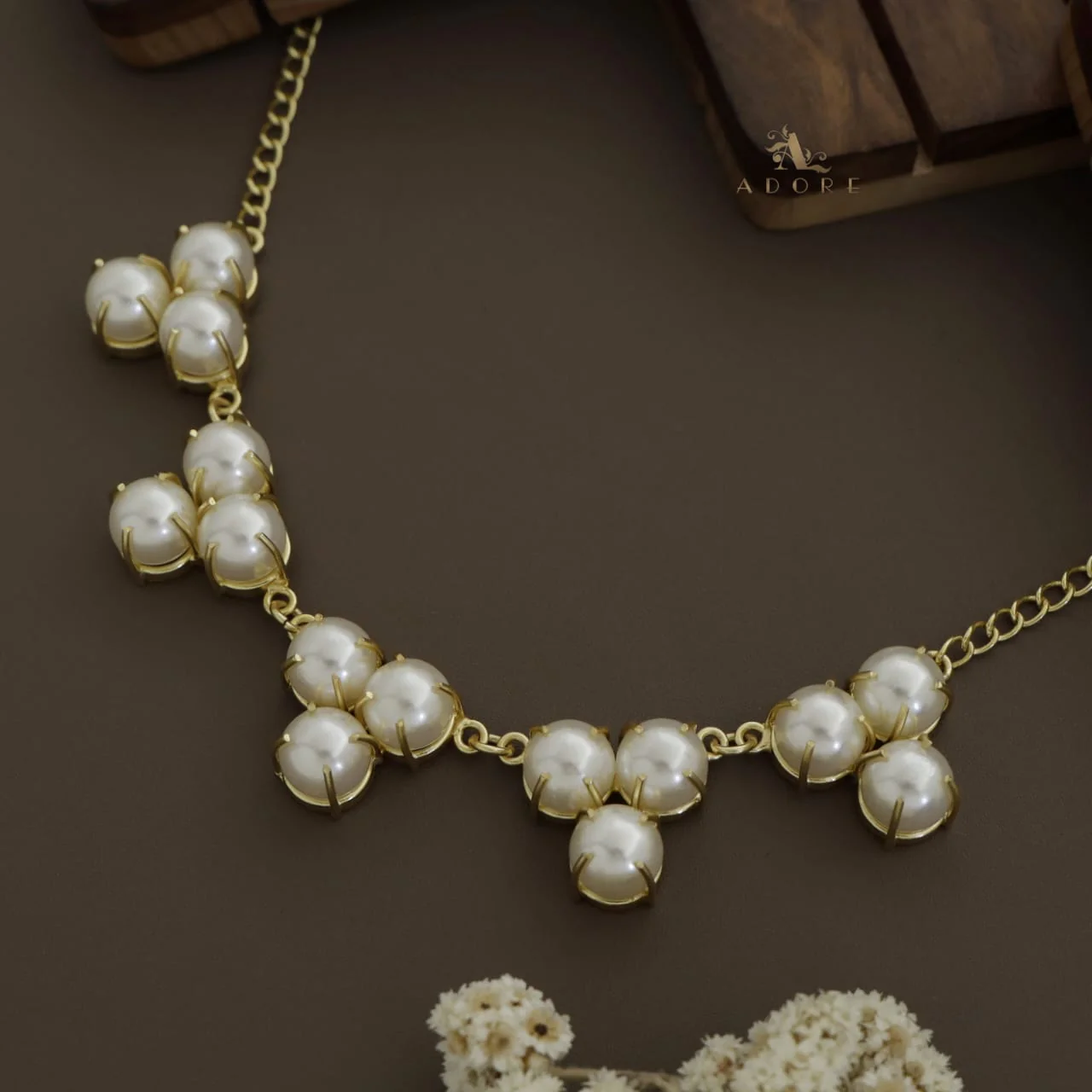 Anshi Pearl Claw Short Neckpiece - Image 4