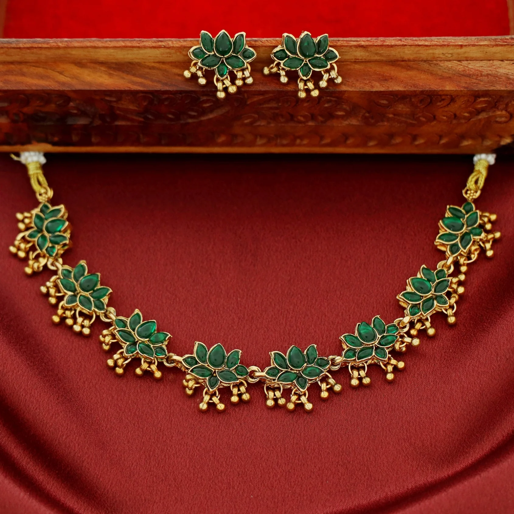 Anshika Golden Beads Lotus Neckpiece With Earring - Image 3