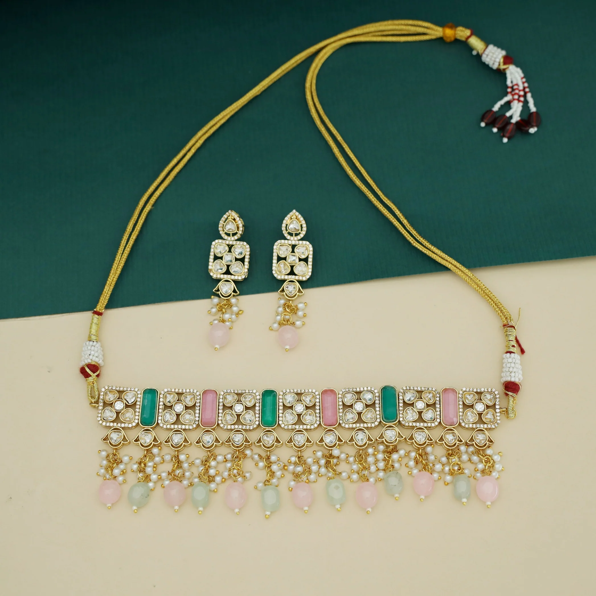 Anwita Pearl Beaded Kundan Choker With Earring - Image 5