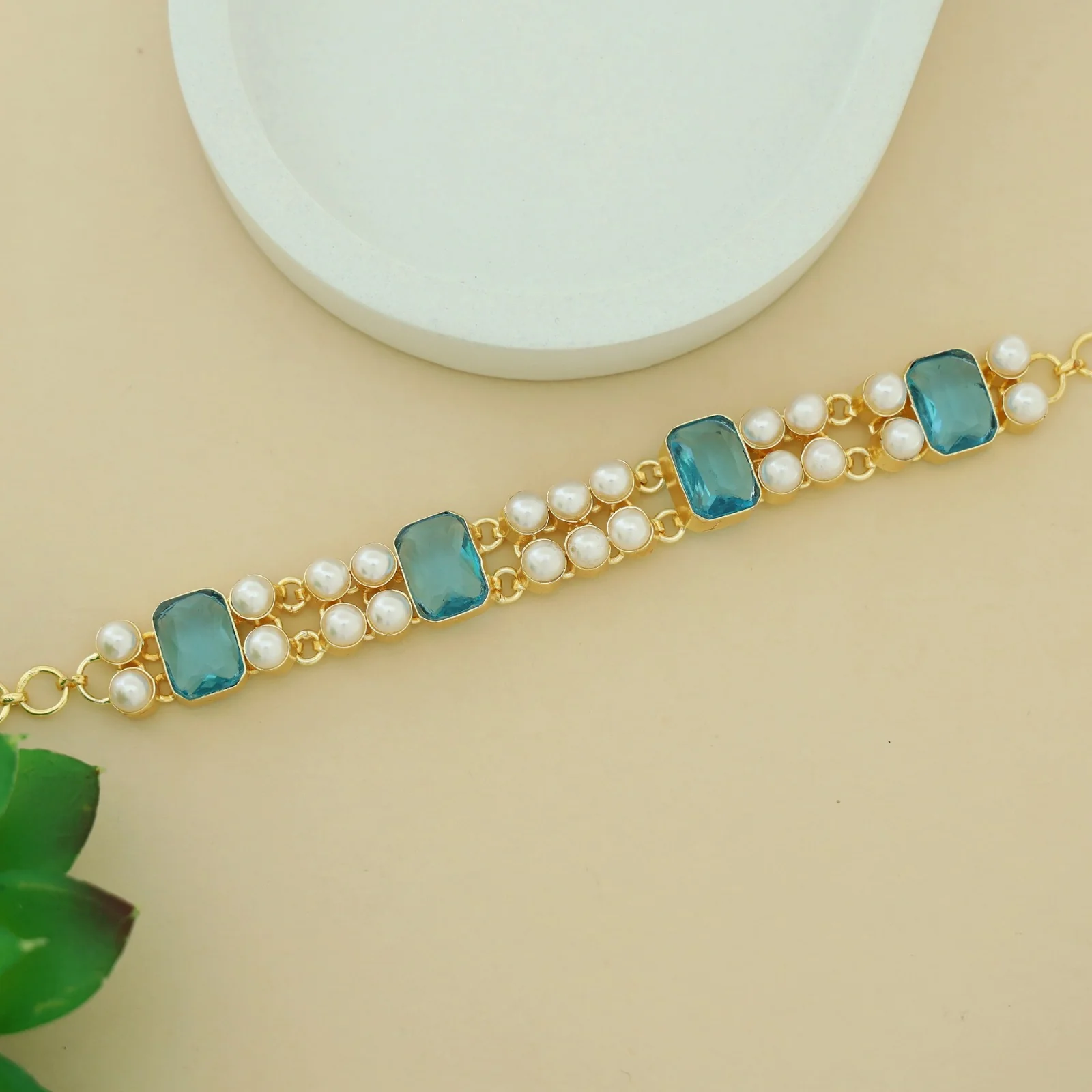 Aphros Pearl Rectangle Glossy Stone Choker - Image 5