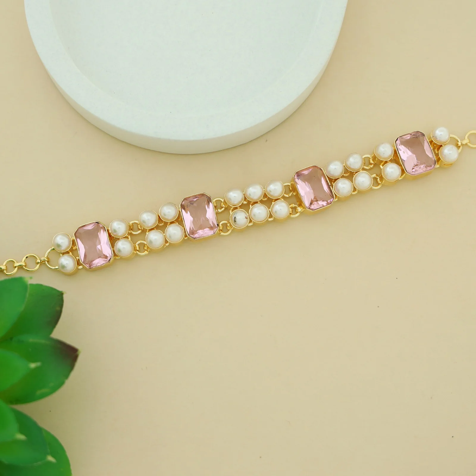 Aphros Pearl Rectangle Glossy Stone Choker - Image 6