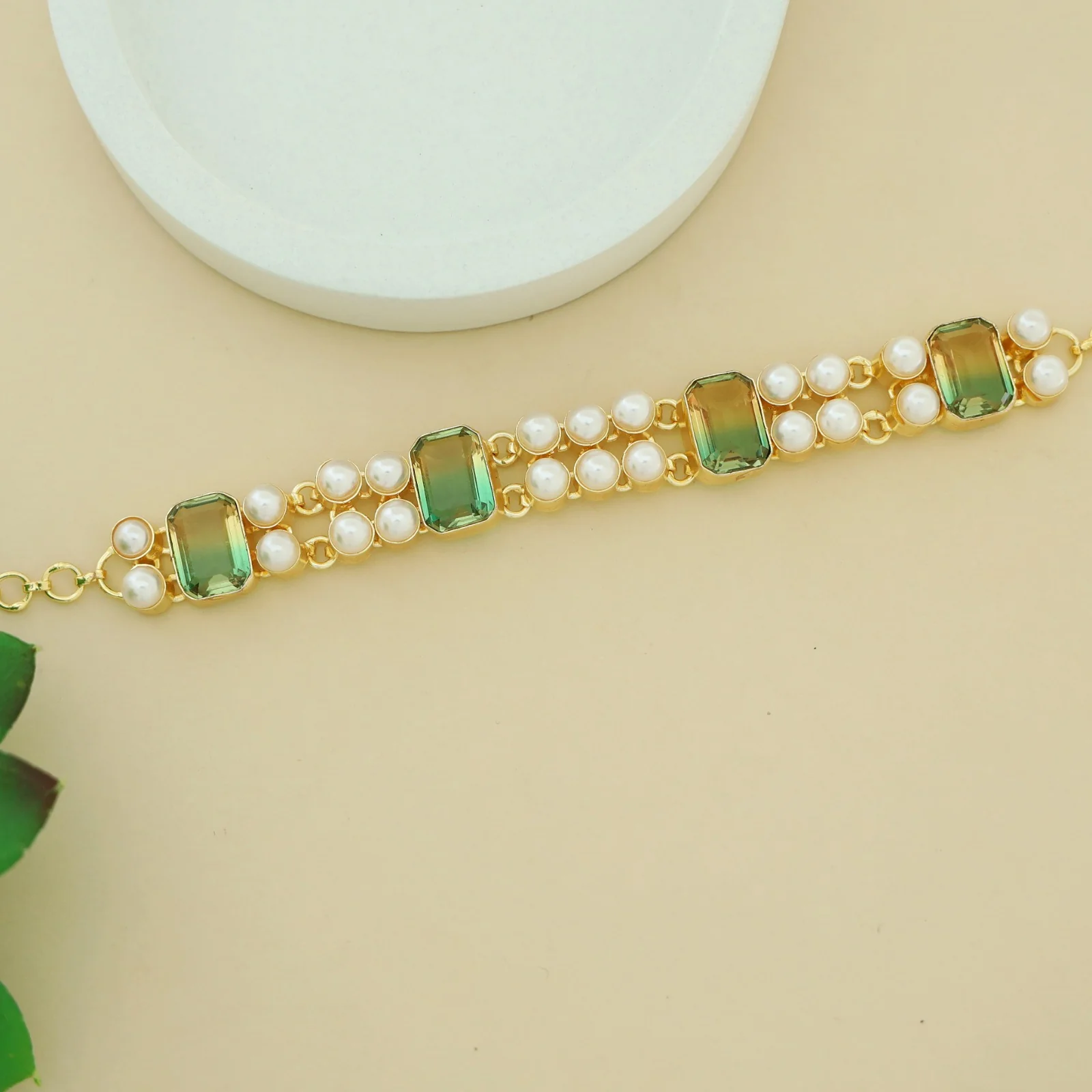Aphros Pearl Rectangle Glossy Stone Choker - Image 9