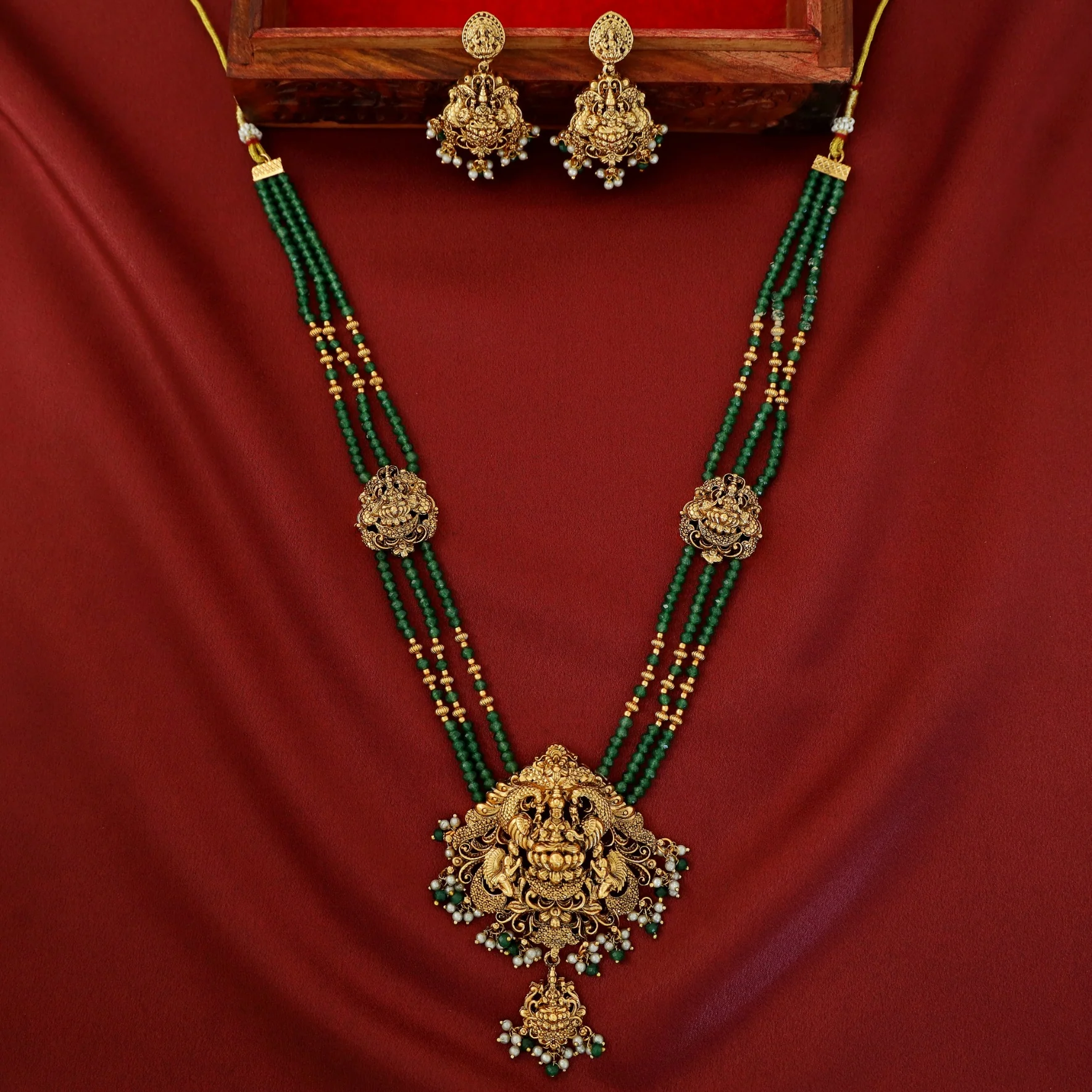 Apurva Lakshmi Pendant Layered Neckpiece With Earring - Image 2