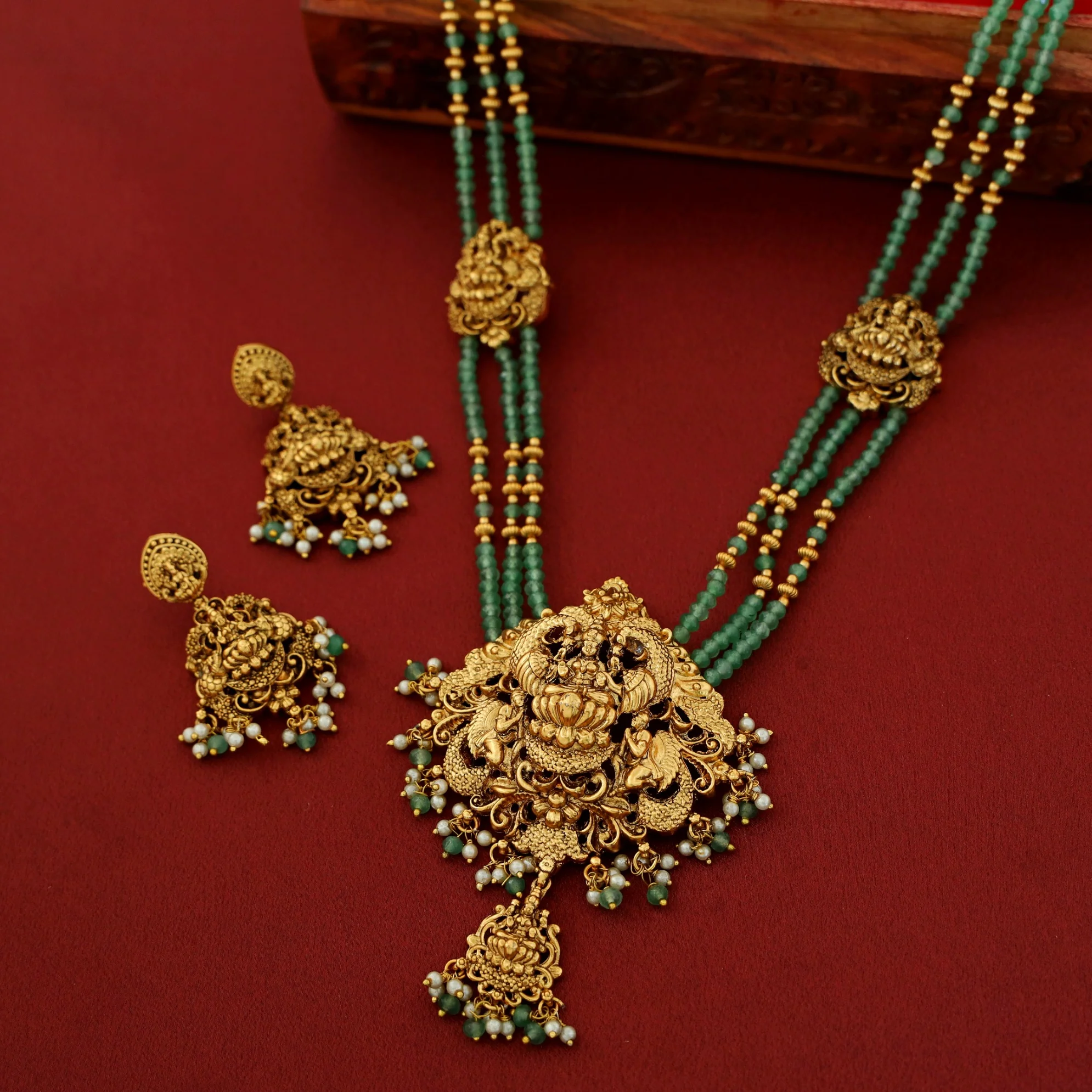 Apurva Lakshmi Pendant Layered Neckpiece With Earring - Image 3