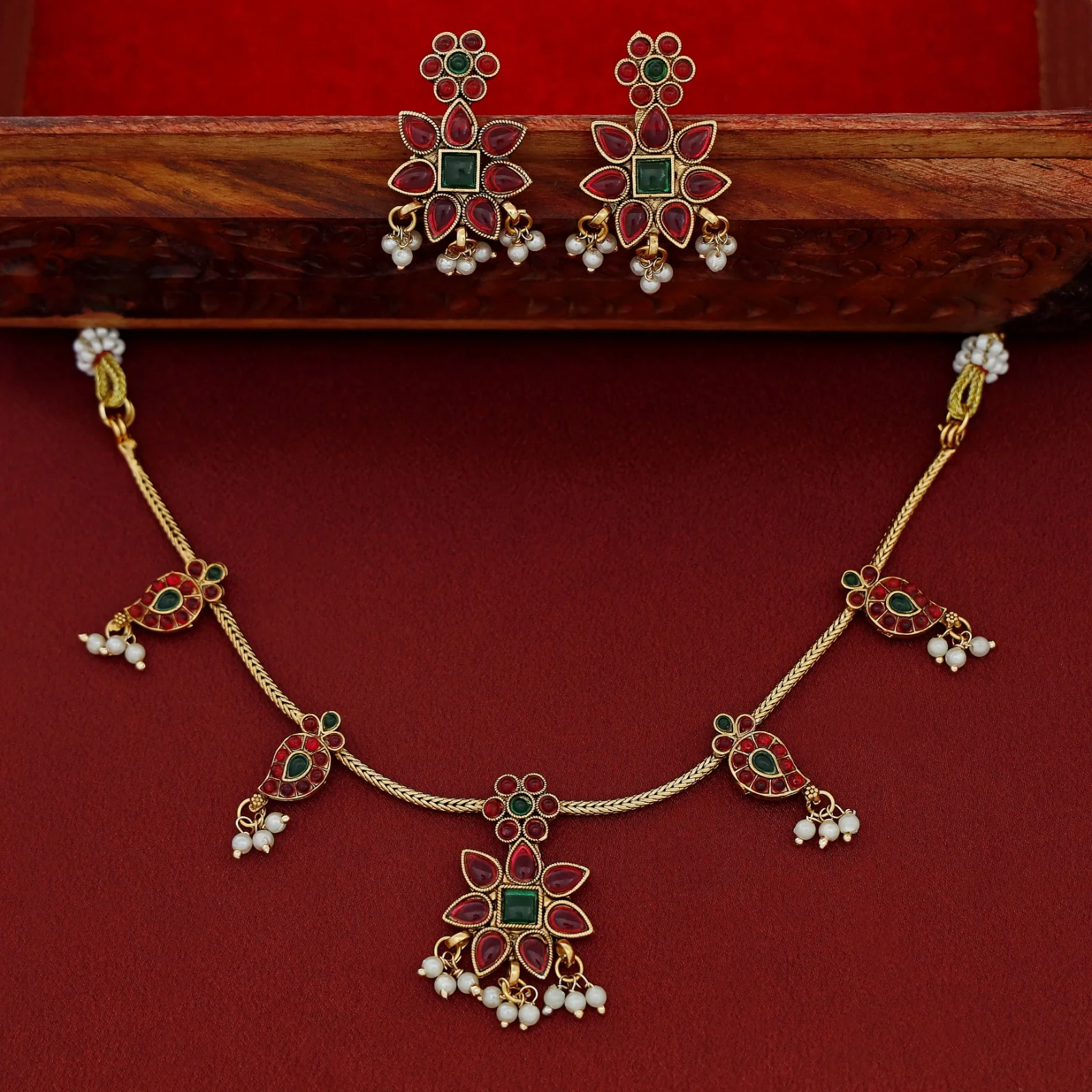 Aradhana Mango Pearl Short Neckpiece With Earring - Image 12