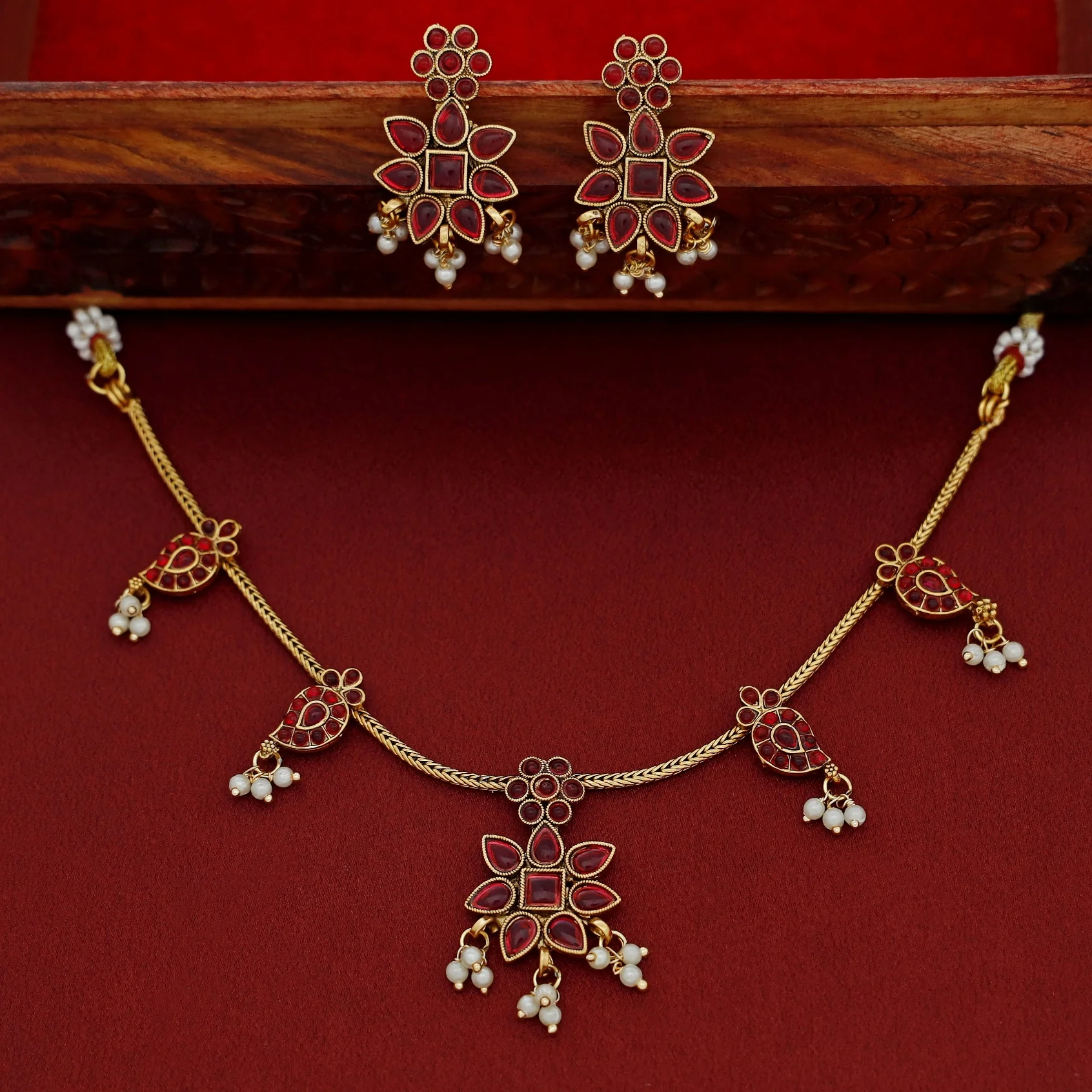 Aradhana Mango Pearl Short Neckpiece With Earring - Image 14