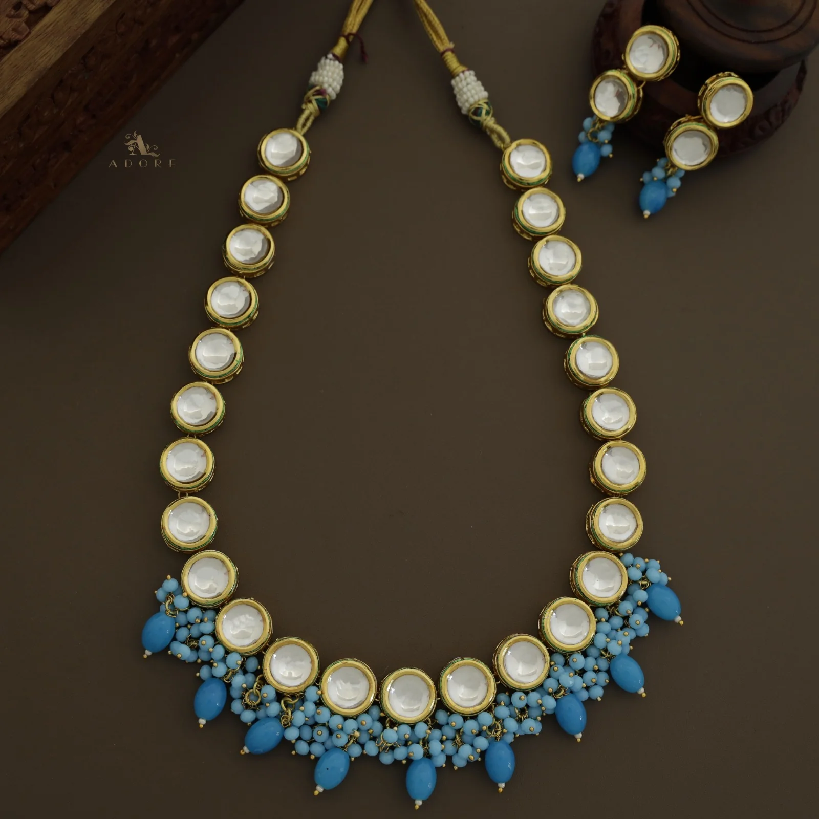 Aranmayi Kundan Neckpiece With Earring - Image 11