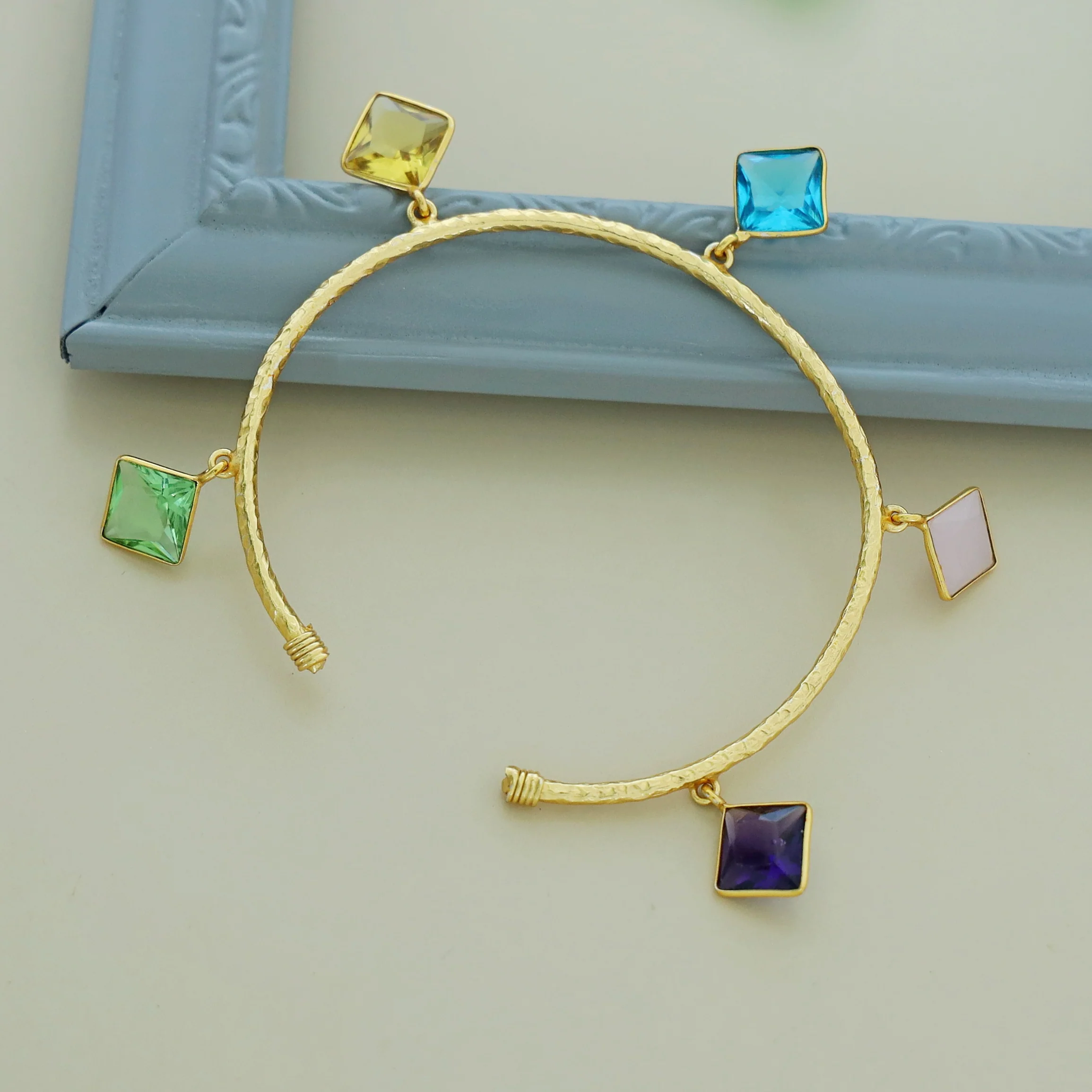 Ariadne Diamond Textured Bracelet - Image 5