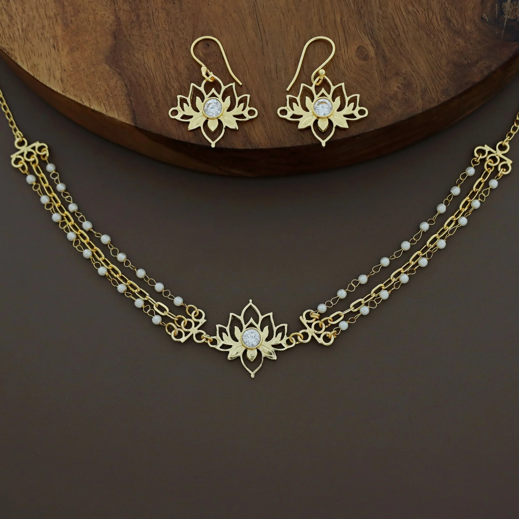 Arini Tri Layer Chainy Lotus Pearl Choker With Drop - Image 5
