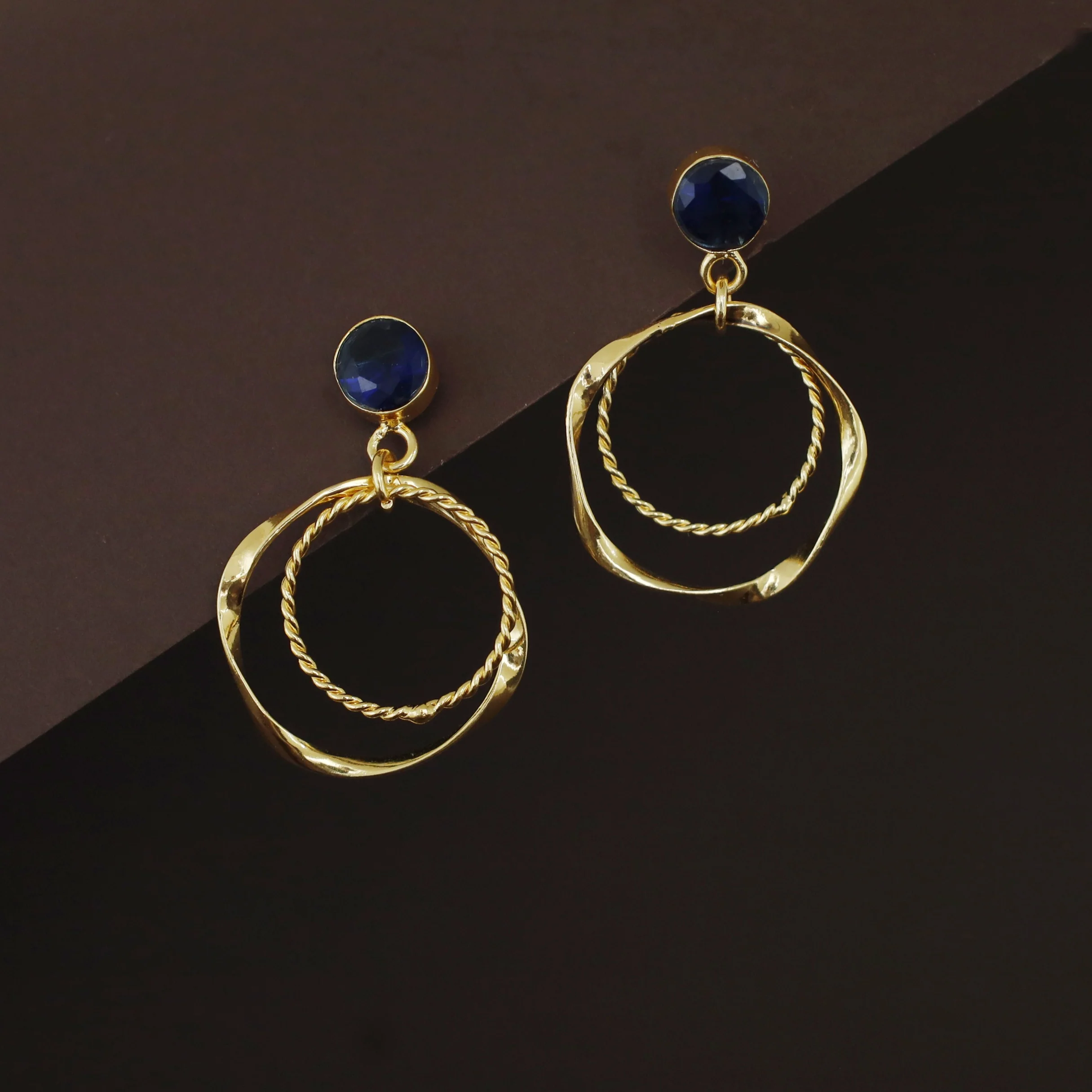Ariza Twisted Dual Circle Glossy Stone Earring - Image 2
