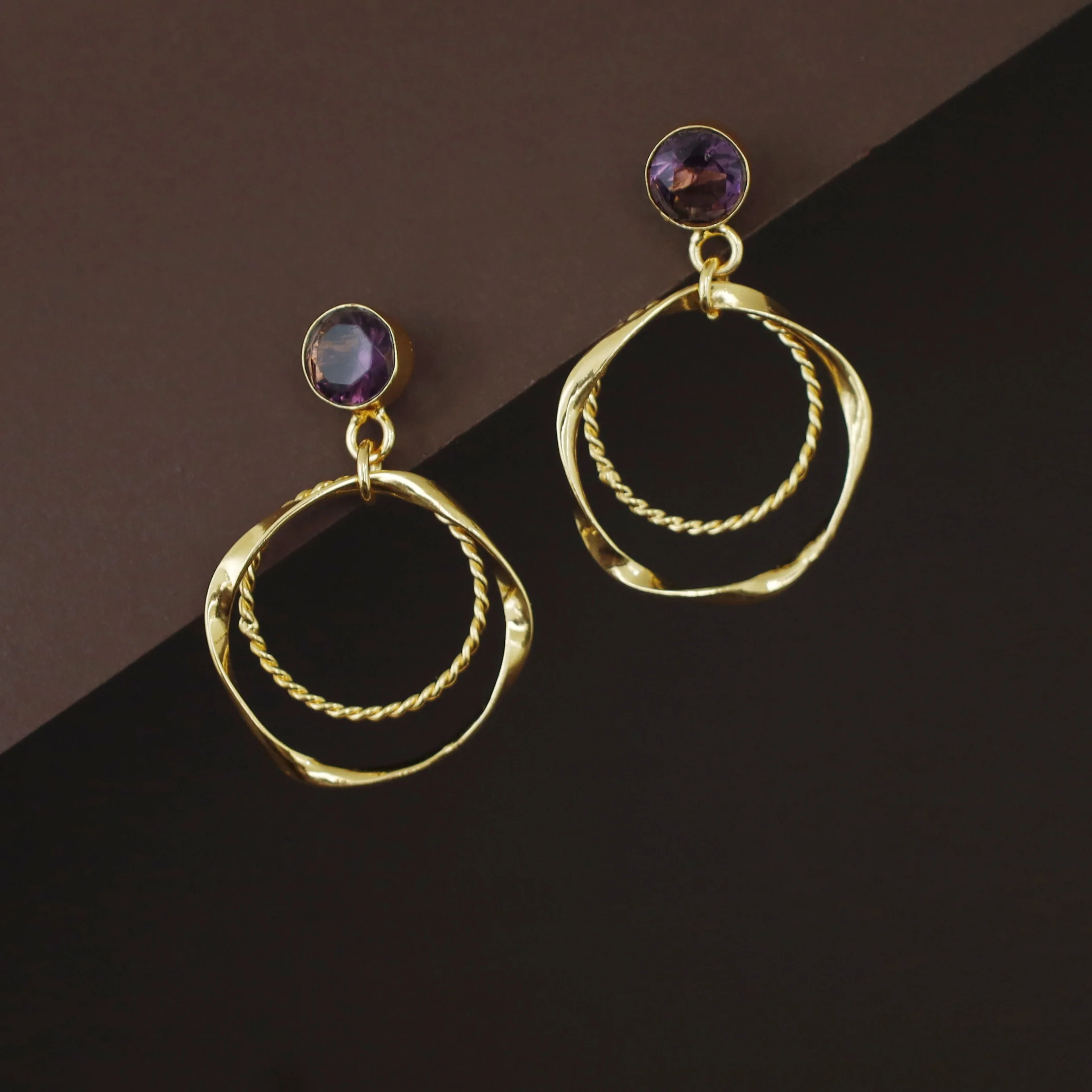 Ariza Twisted Dual Circle Glossy Stone Earring - Image 4