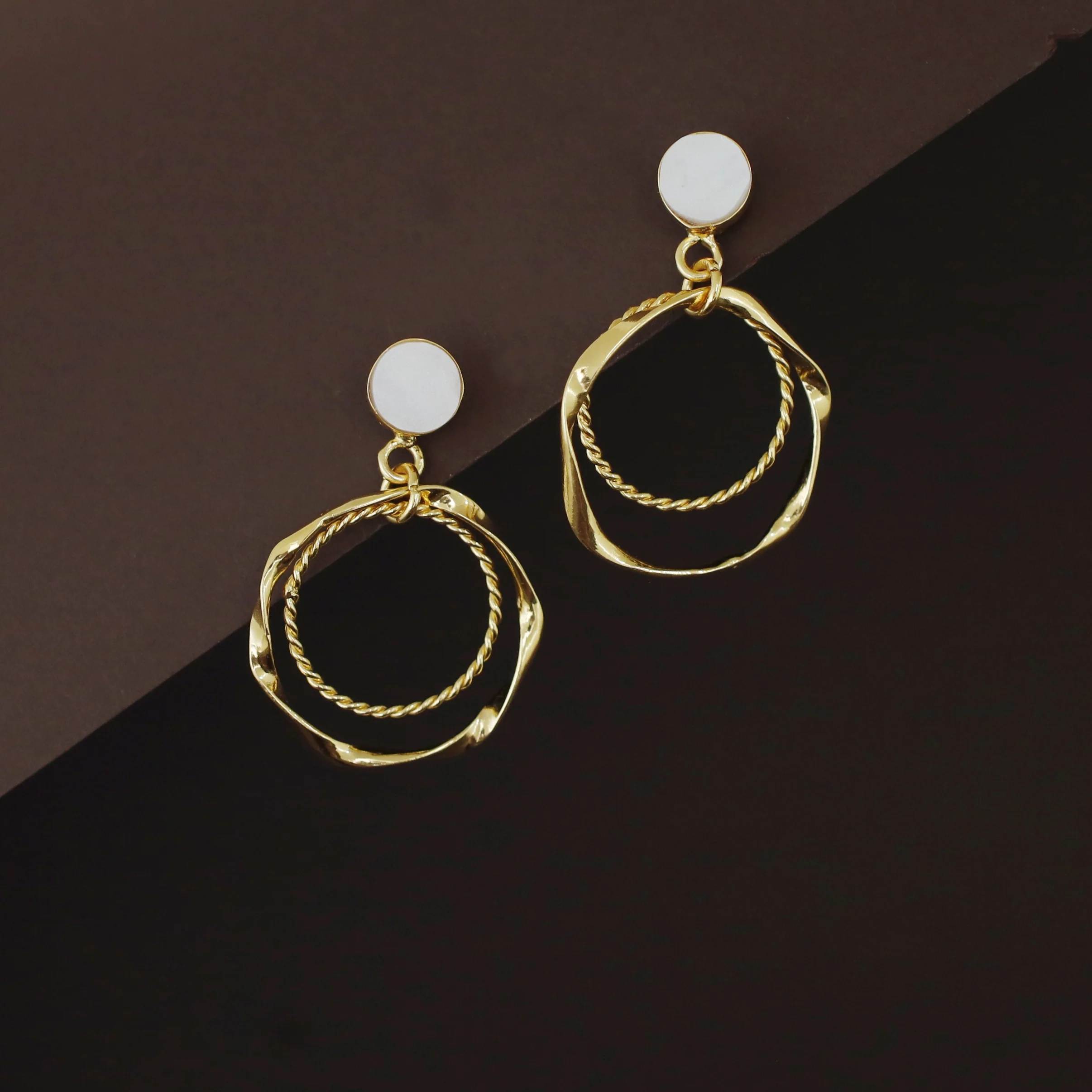 Ariza Twisted Dual Circle Glossy Stone Earring - Image 5