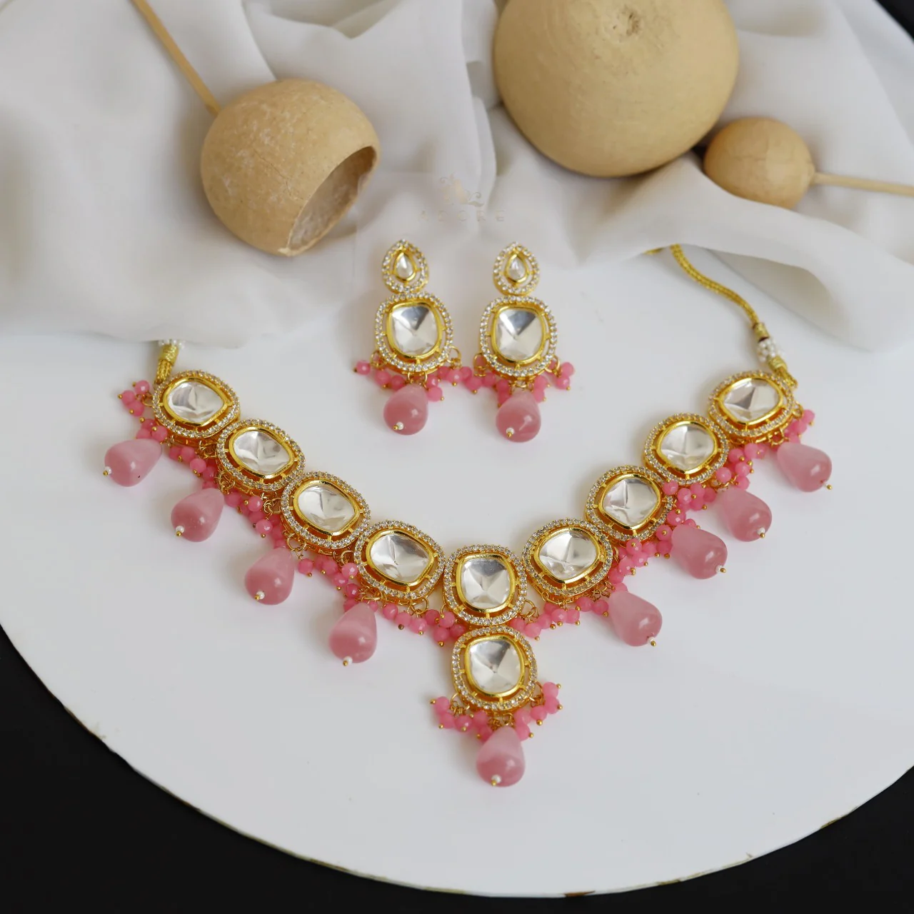 Arohi Polki Kundan Neckpiece With Earring - Image 8