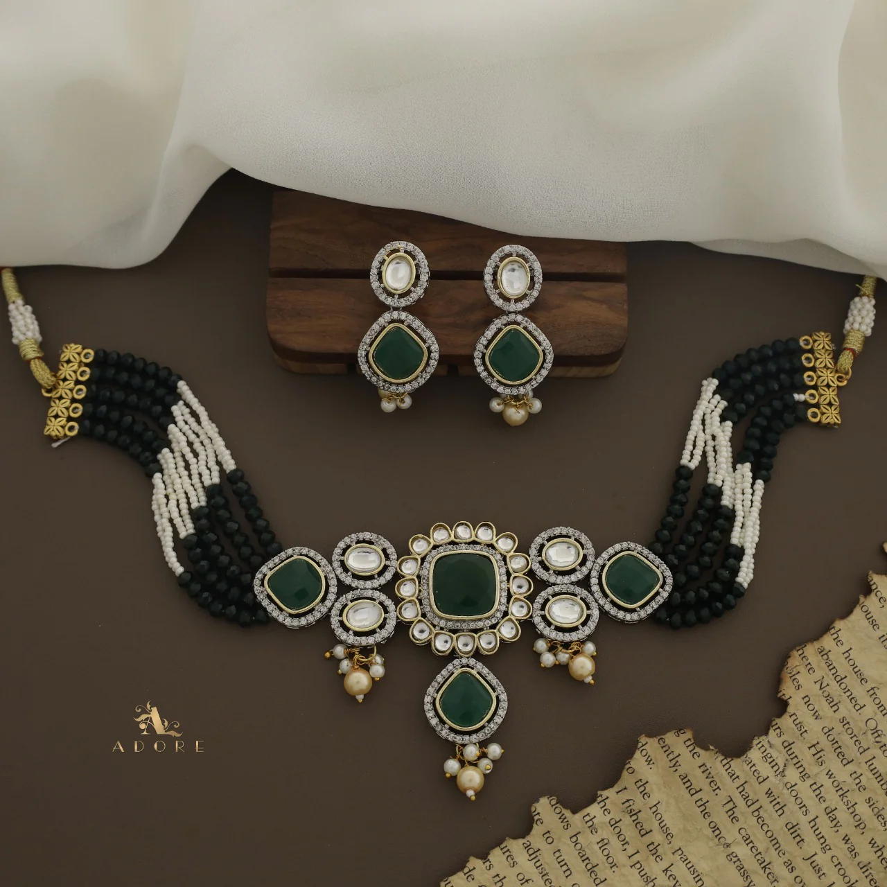 Aroosa Kundan Choker With Earring - Image 11