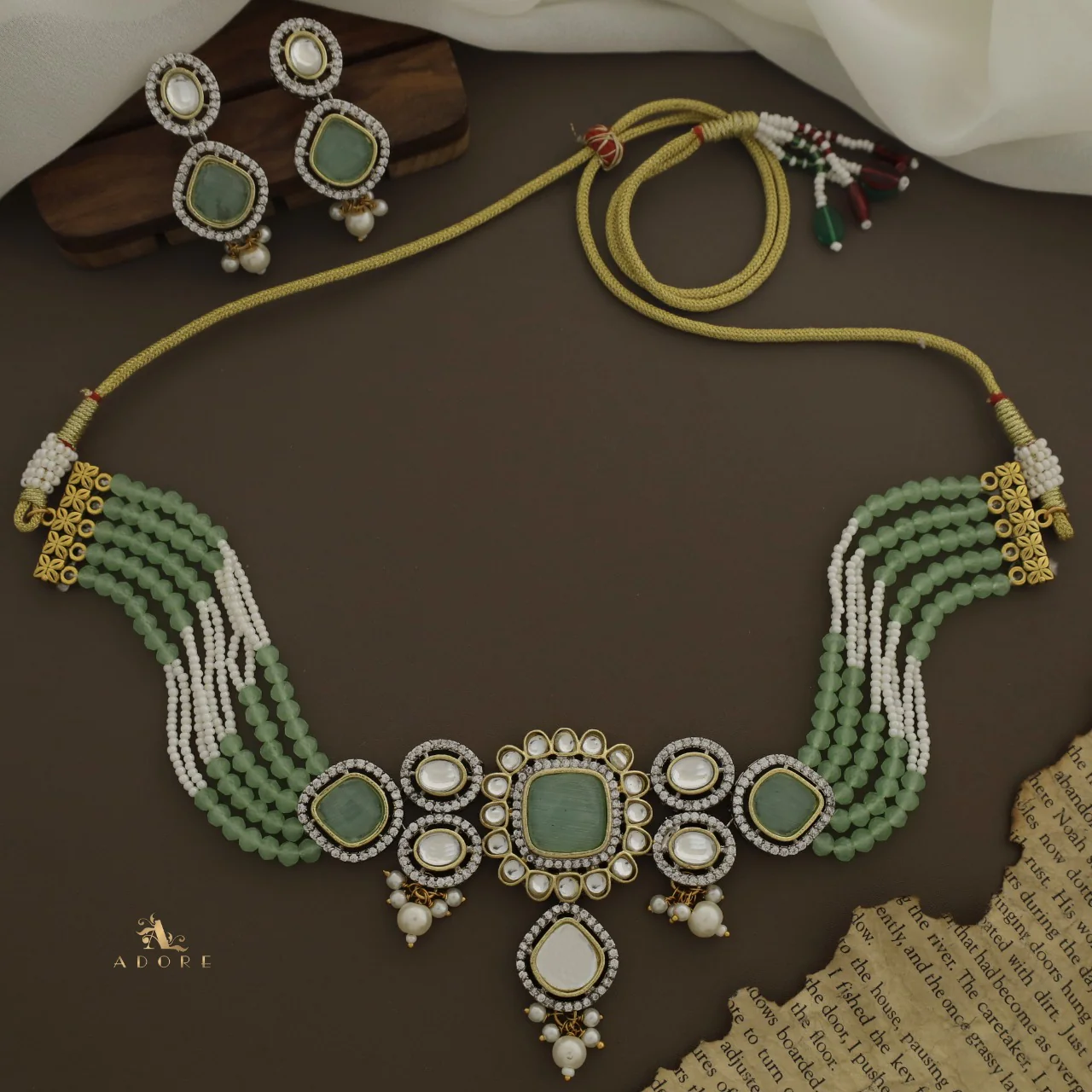 Aroosa Kundan Choker With Earring - Image 7