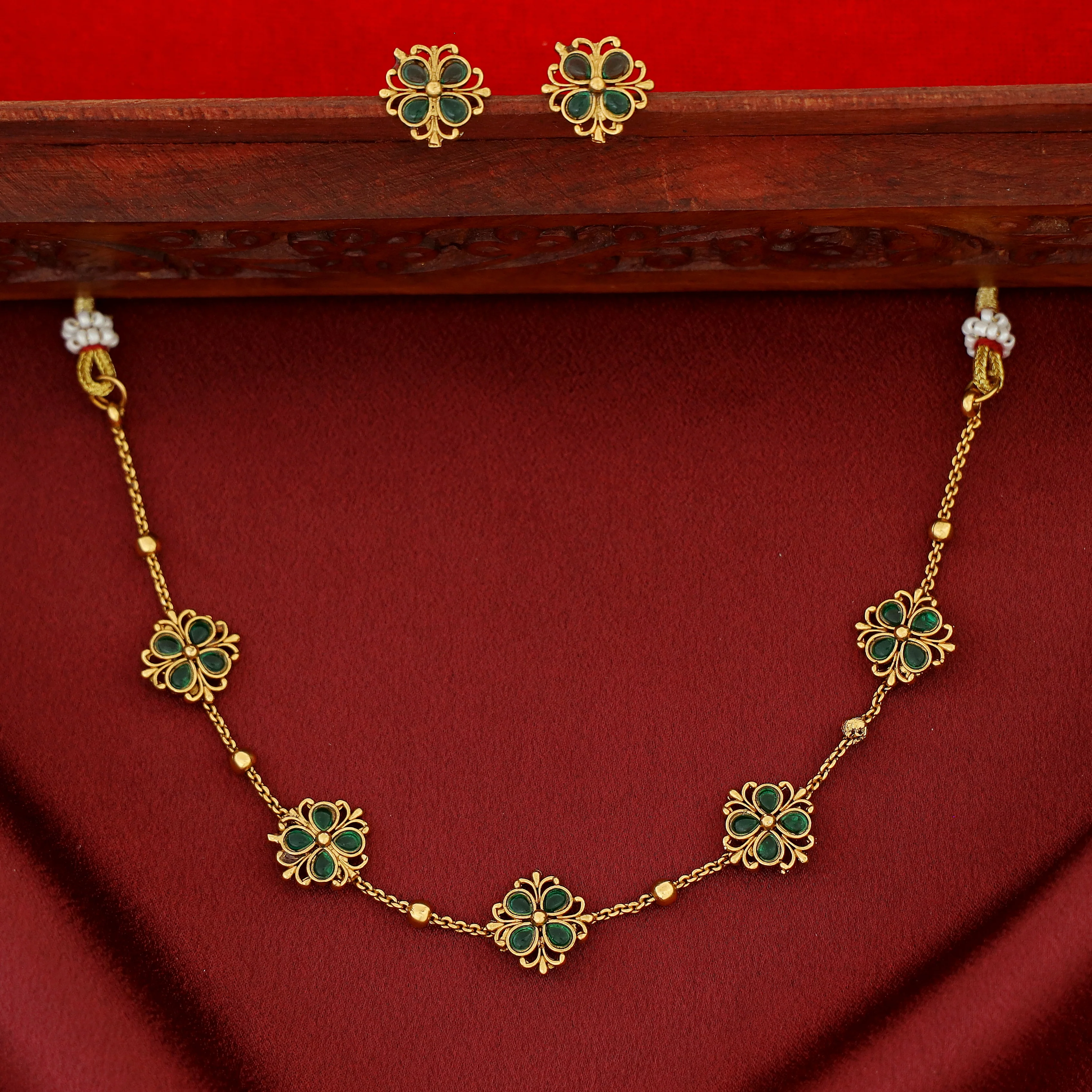 Arpana Flower Golden Ball Choker With Stud - Image 3