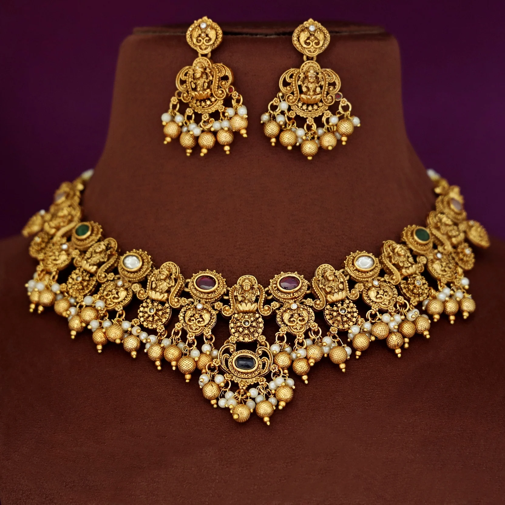 Arpita Lekshmi Bridal Short Neckpiece With Earring - Image 2