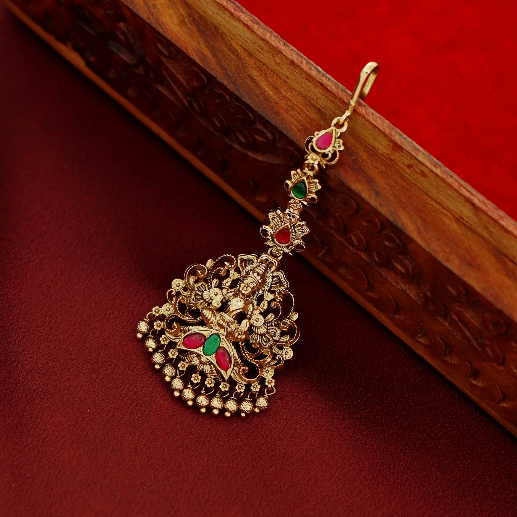 Arsha Devi Golden Ball Tikka - Image 3