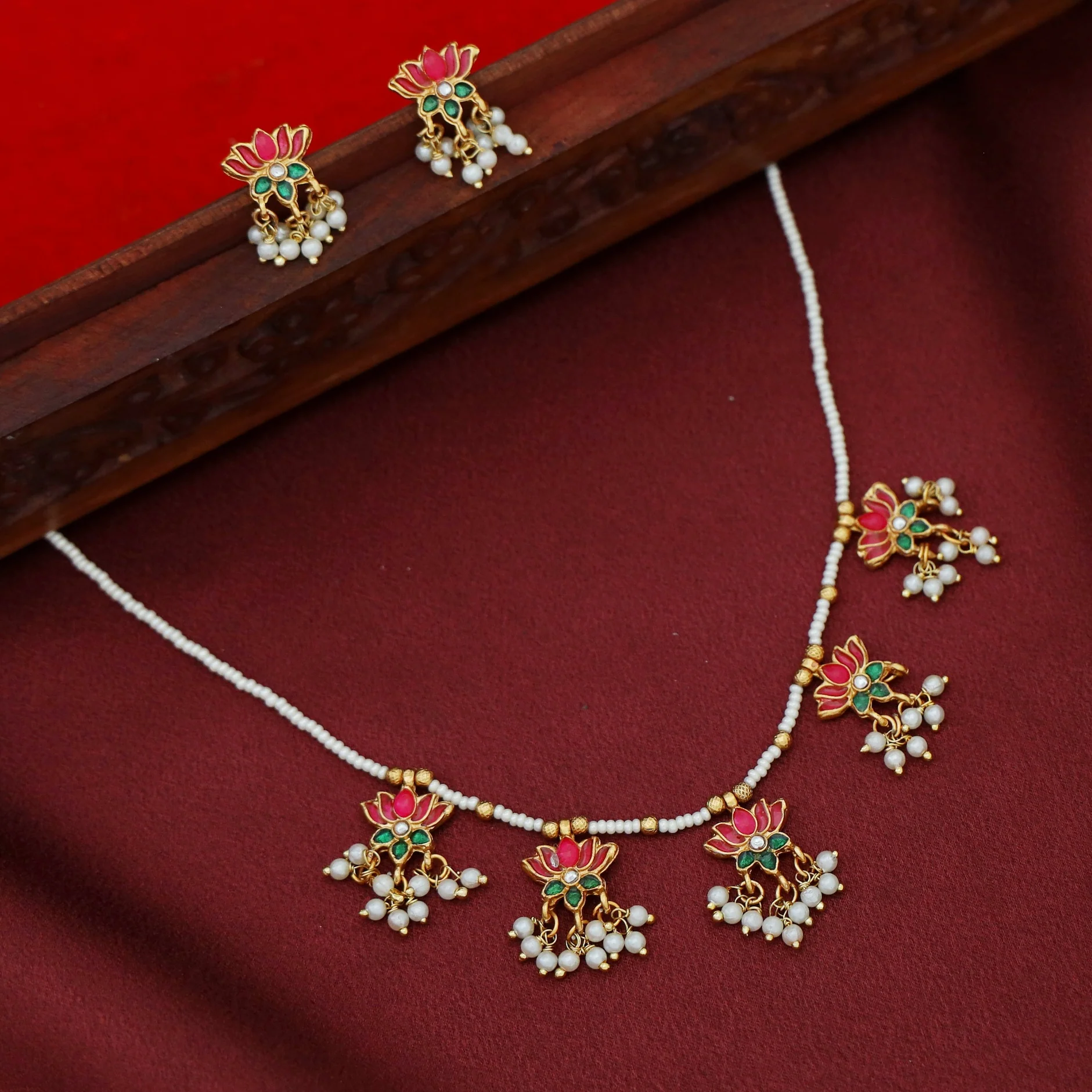 Arusha Mini 5 Lotus Pearl Bead Short Neckpiece With Earring - Image 4