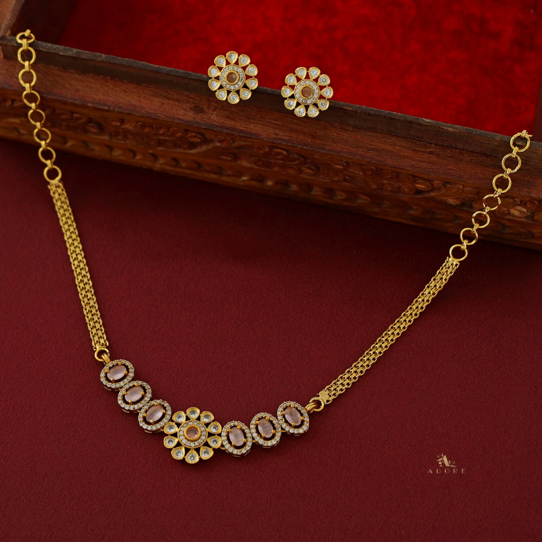 Ashisha Flower Glossy Oval AD Choker/ Short Neckpiece with Earring - Image 5
