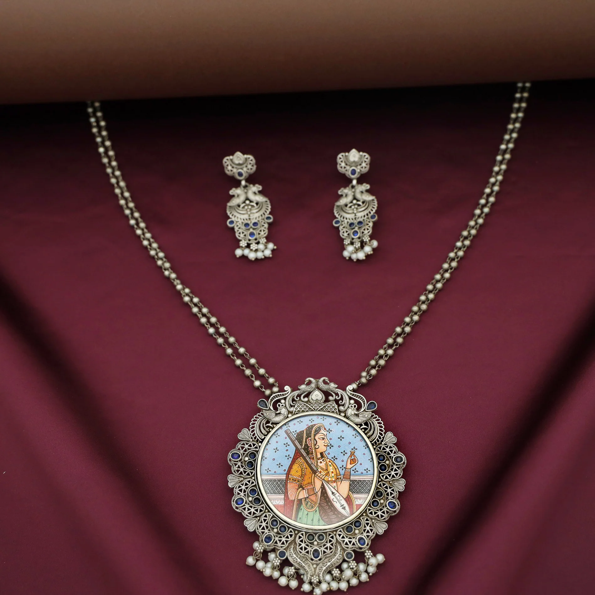 Ashly Antique Silver 2 Layer Ball Pendant Neckpiece With Earring - Image 3