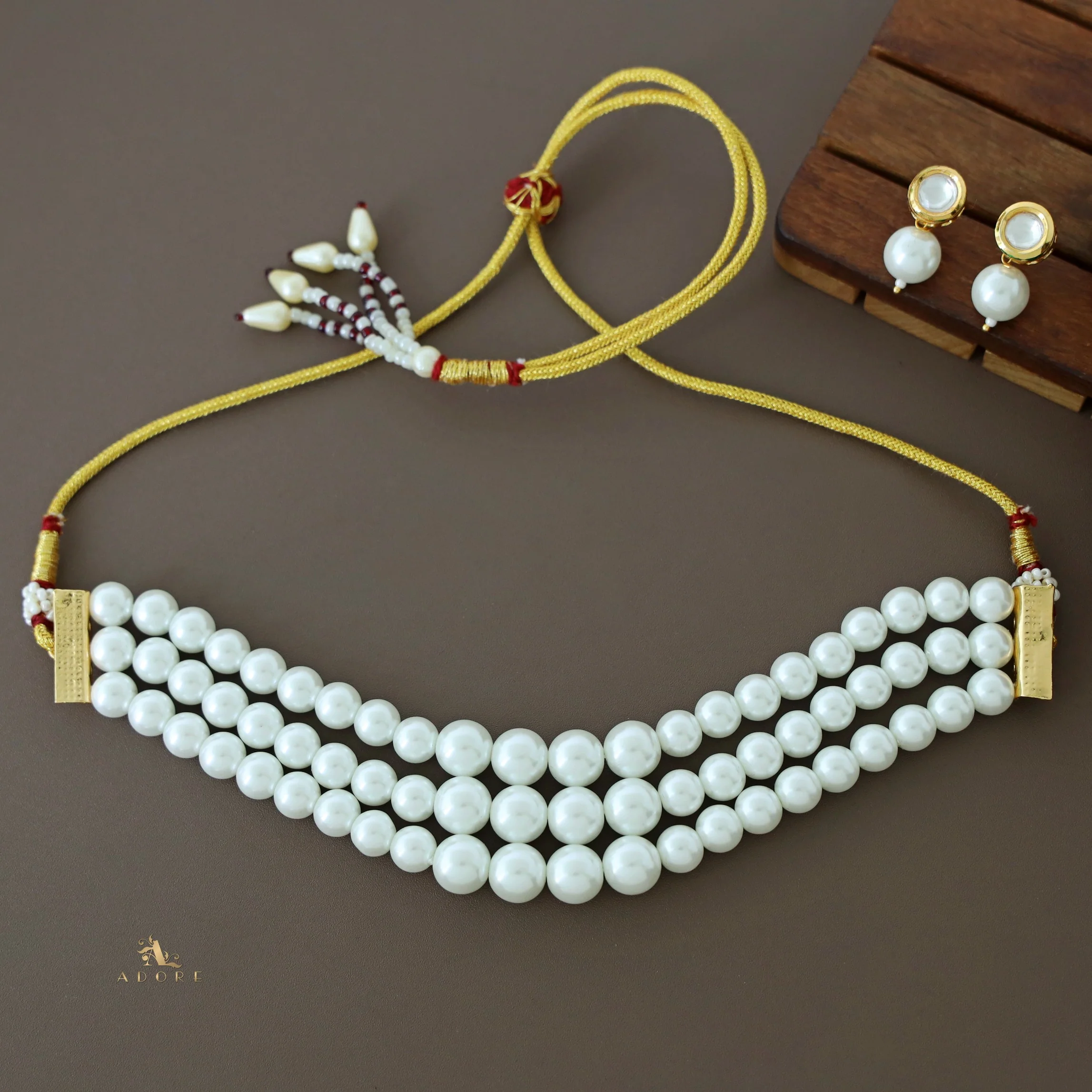 Ashmika Premium Pearl 3 Layer Kundan Choker with Earring - Image 5