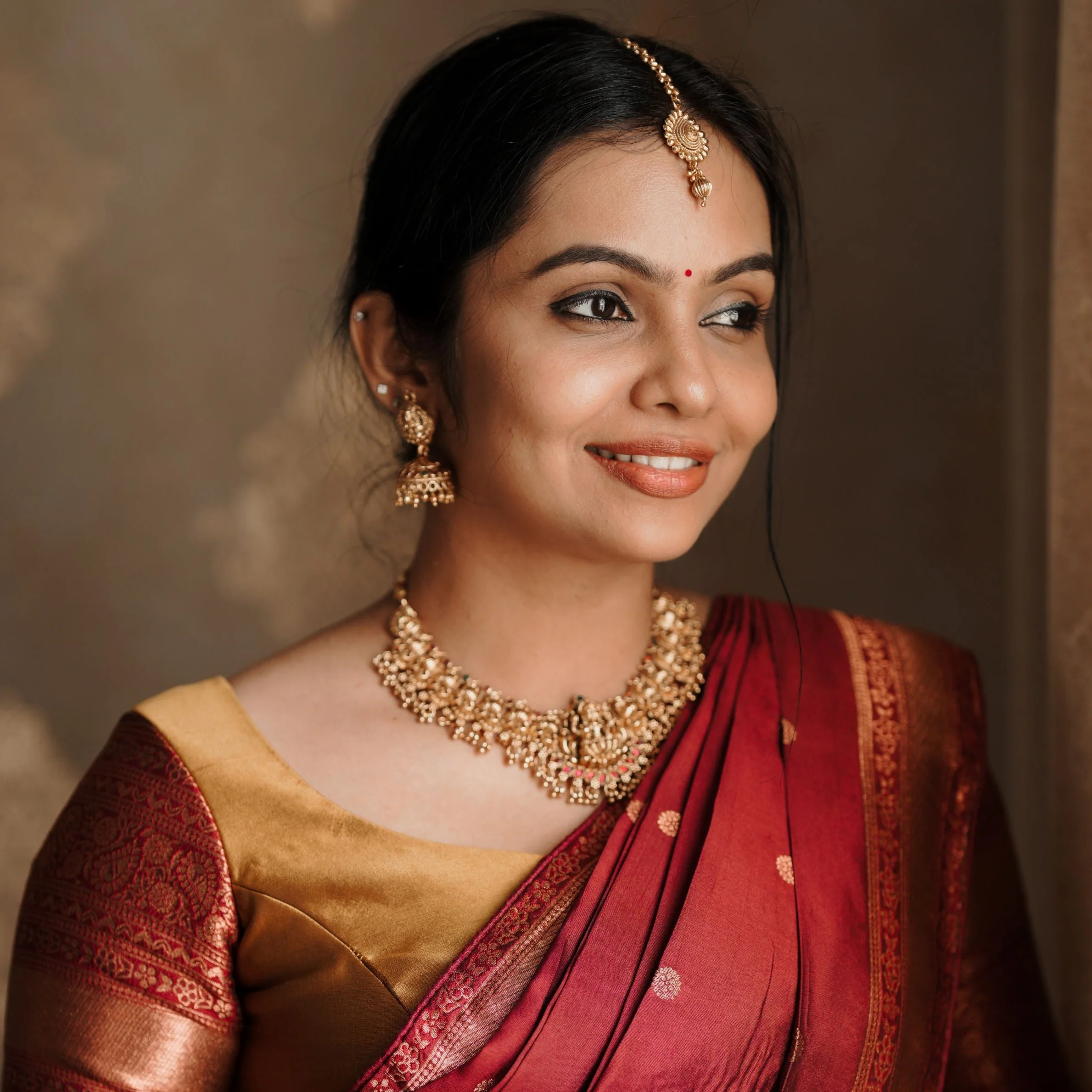 Ashtalakshmi Mayura Bridal Short Neckpiece With Earring - Image 4