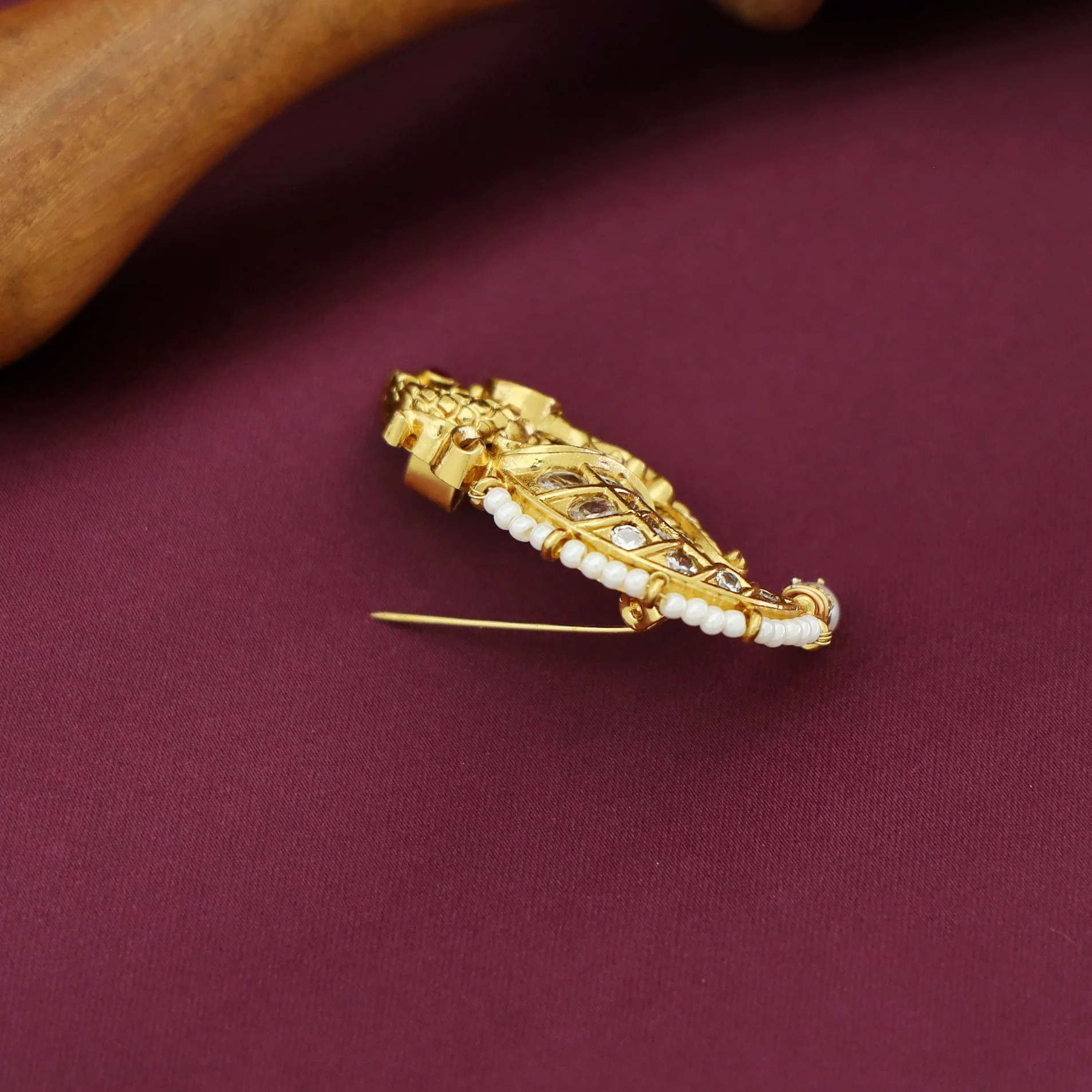 Ashwita Mayura AD Stone Pearl Saree Pin - Image 4