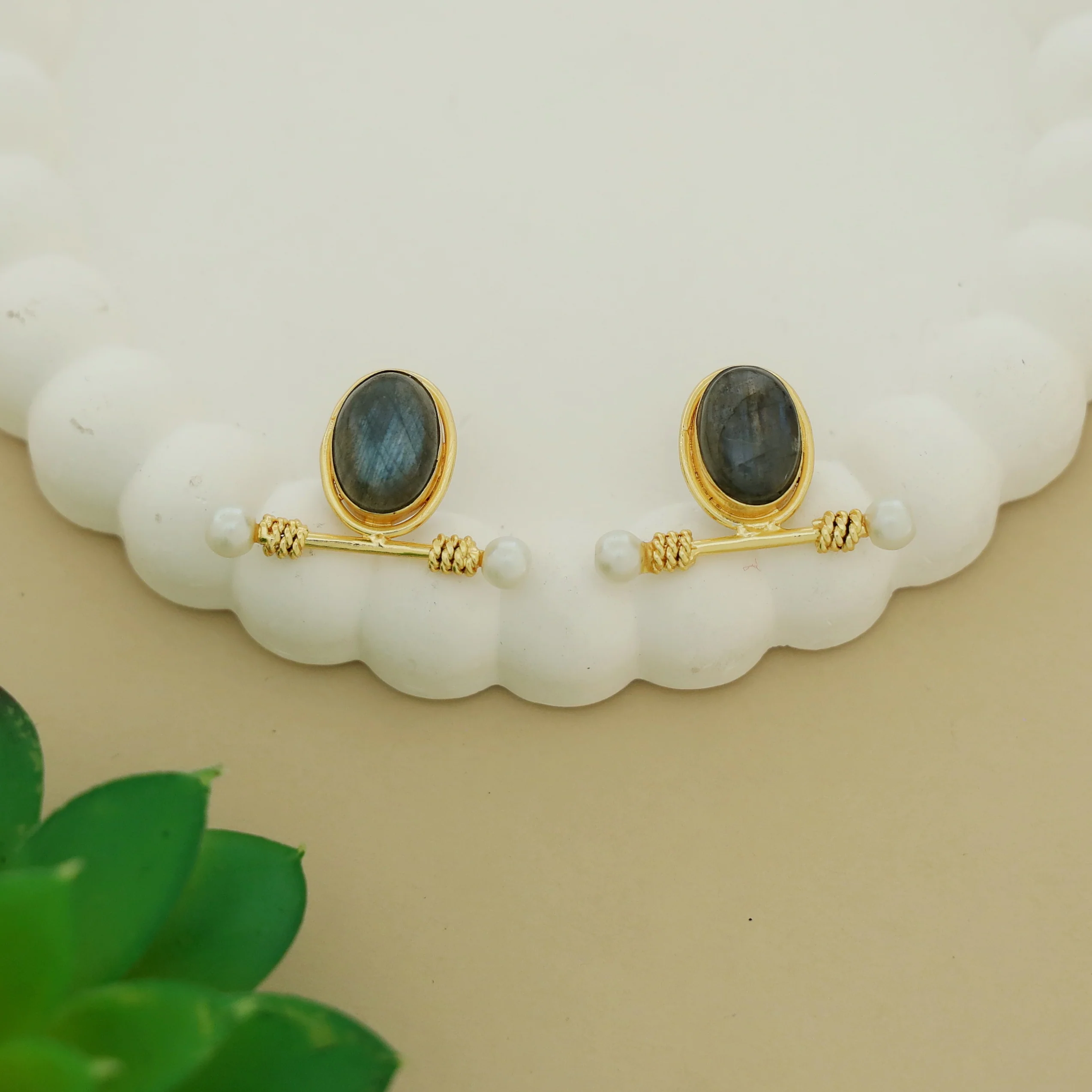 Asja Dual Pearl Sticky Oval Natural Stone Earring - Image 6