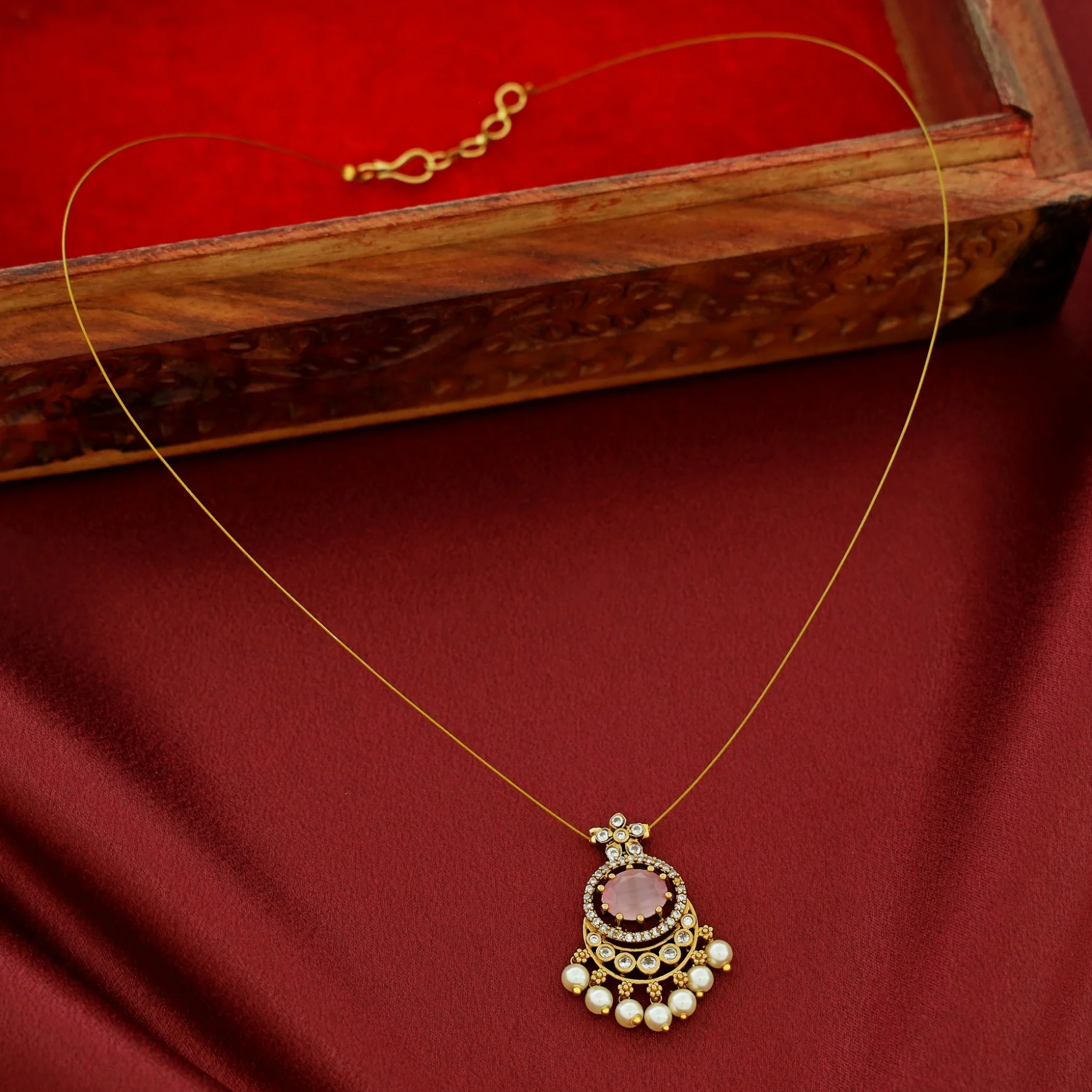 Asmita Pearl Glossy String Neckpiece - Image 10