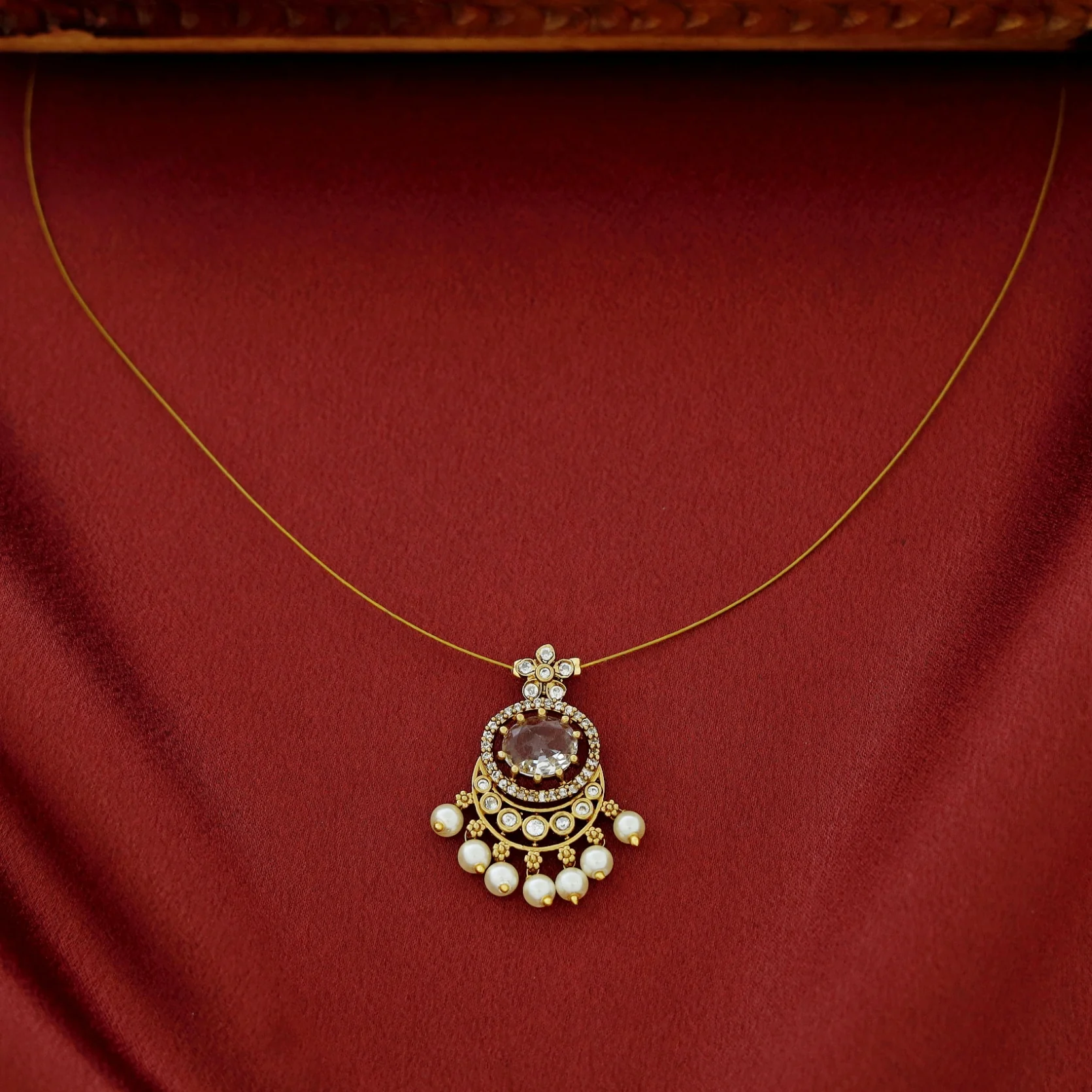 Asmita Pearl Glossy String Neckpiece - Image 5