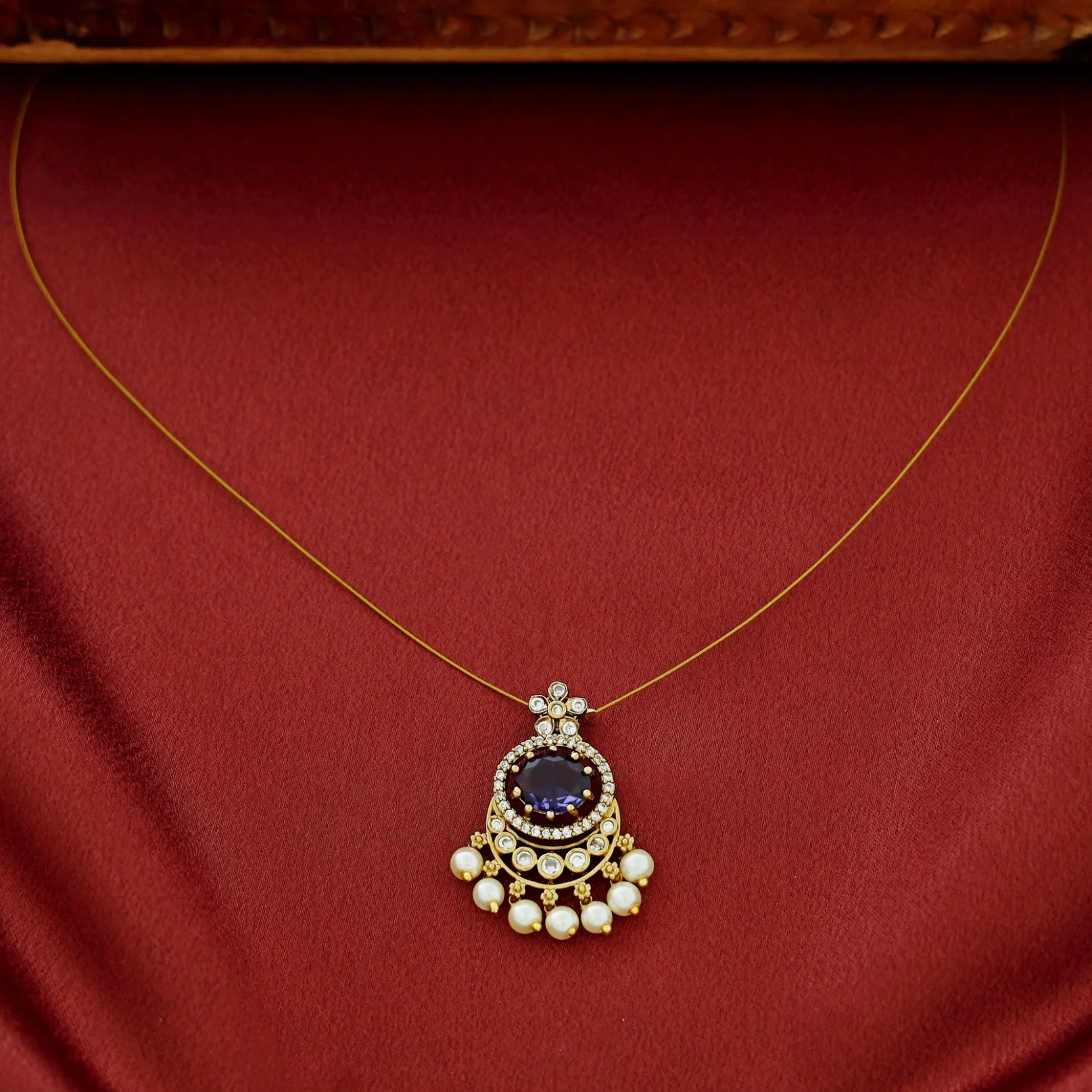 Asmita Pearl Glossy String Neckpiece - Image 7