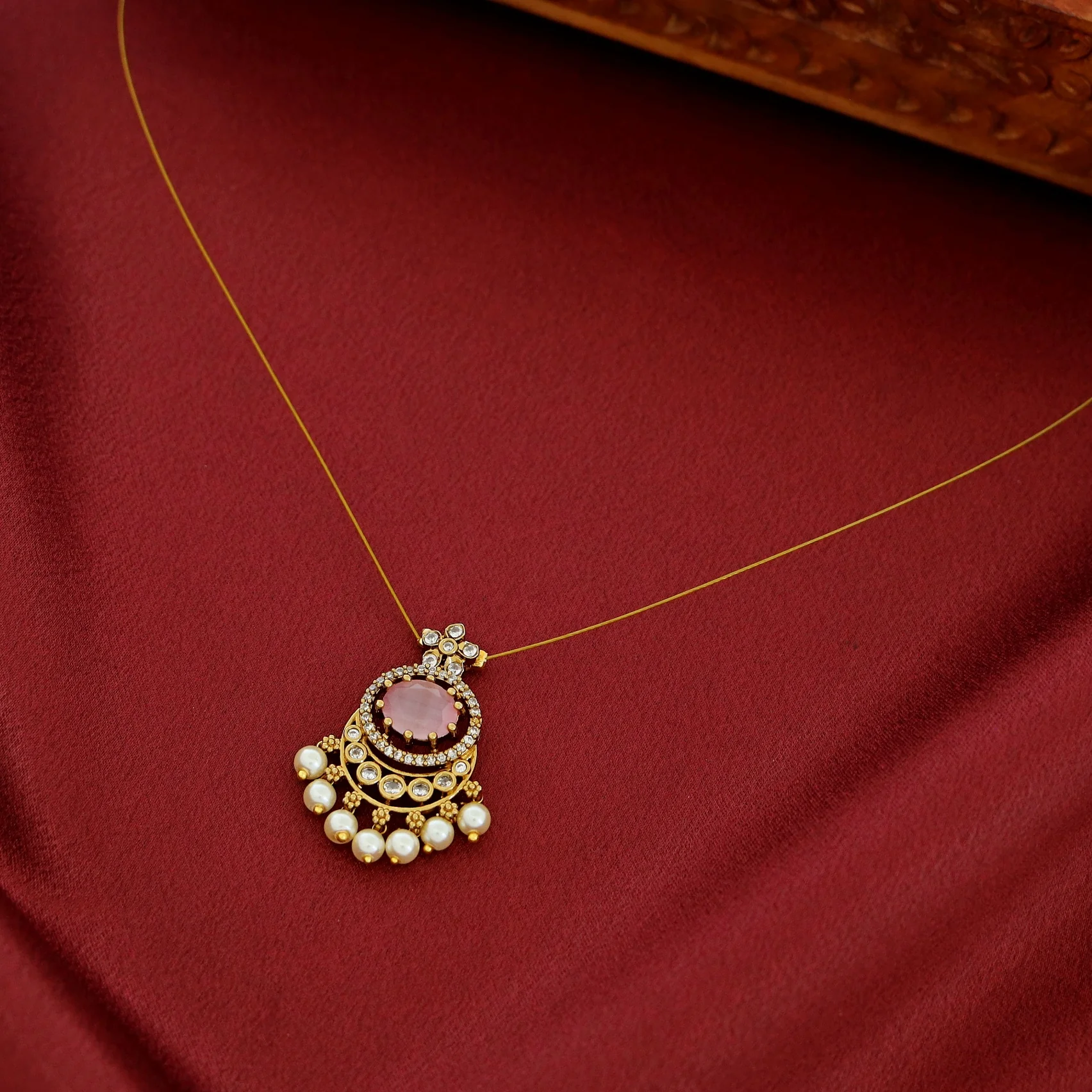 Asmita Pearl Glossy String Neckpiece - Image 9
