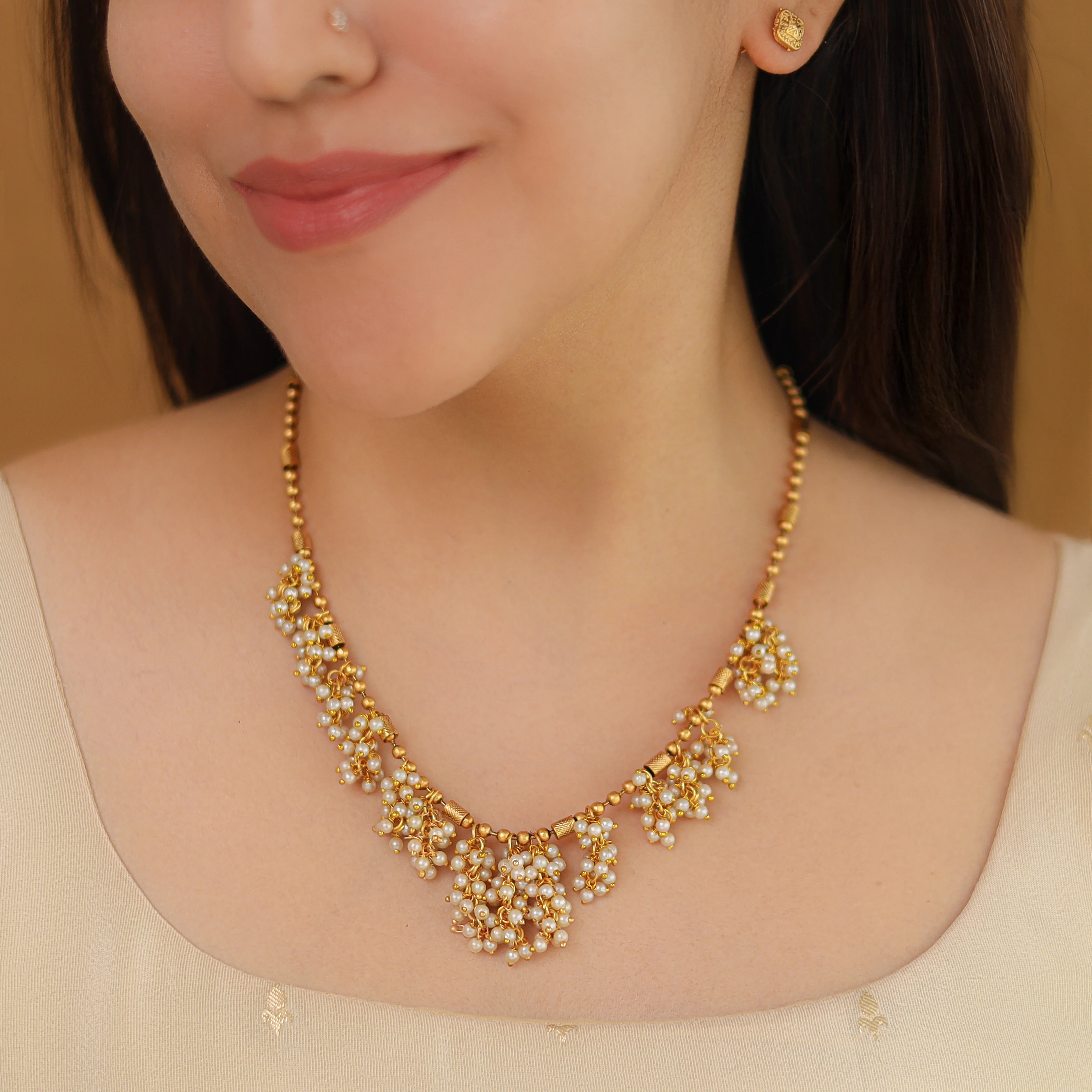 Astra Pearl Bunch Neckpiece With Stud - Image 2