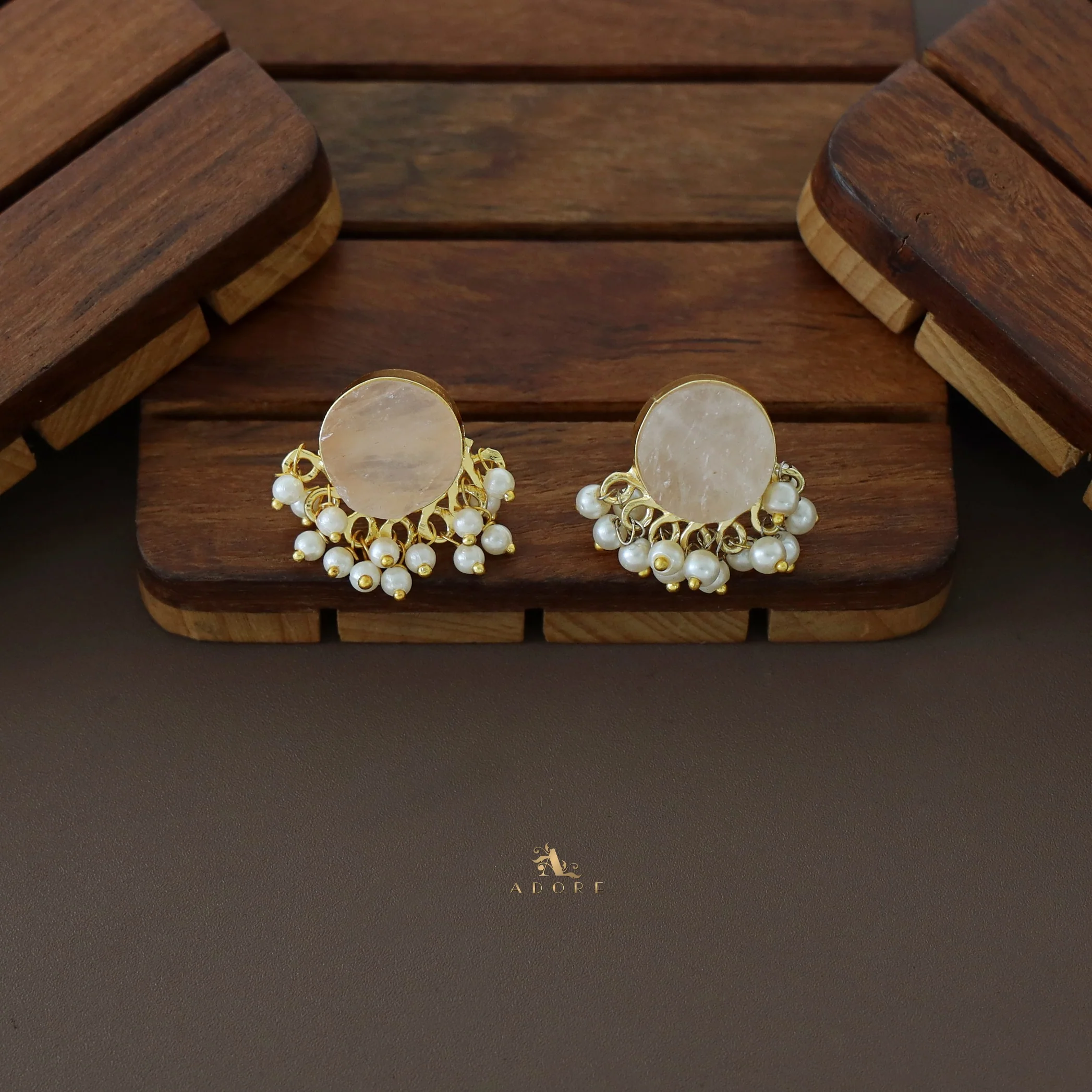Athenea Half Pearl Neckpiece With Stud - Image 15