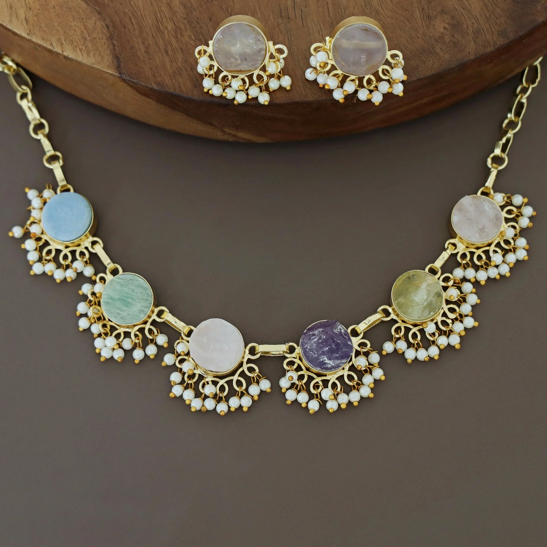 Athenea Half Pearl Neckpiece With Stud - Image 23